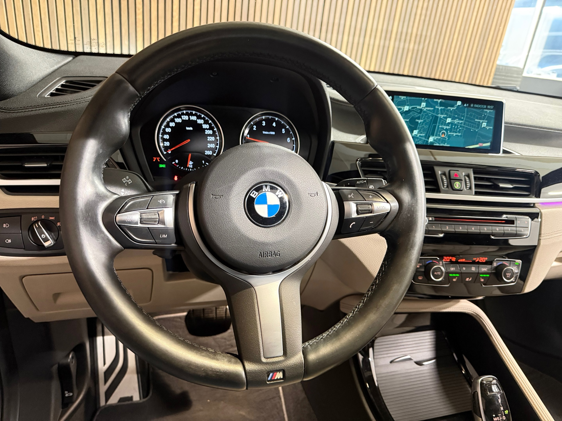 Foto van BMW X2 Xdrive20i