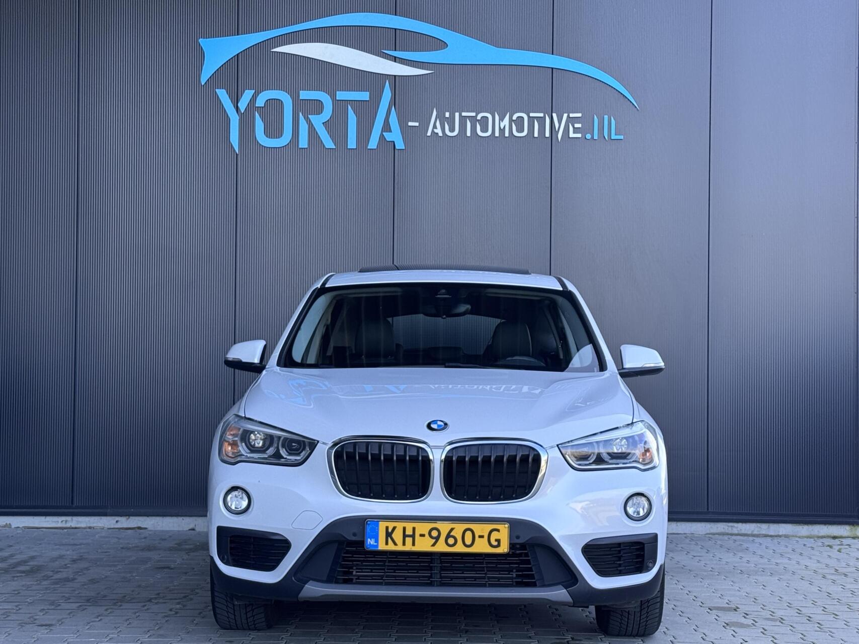 Foto van BMW X1