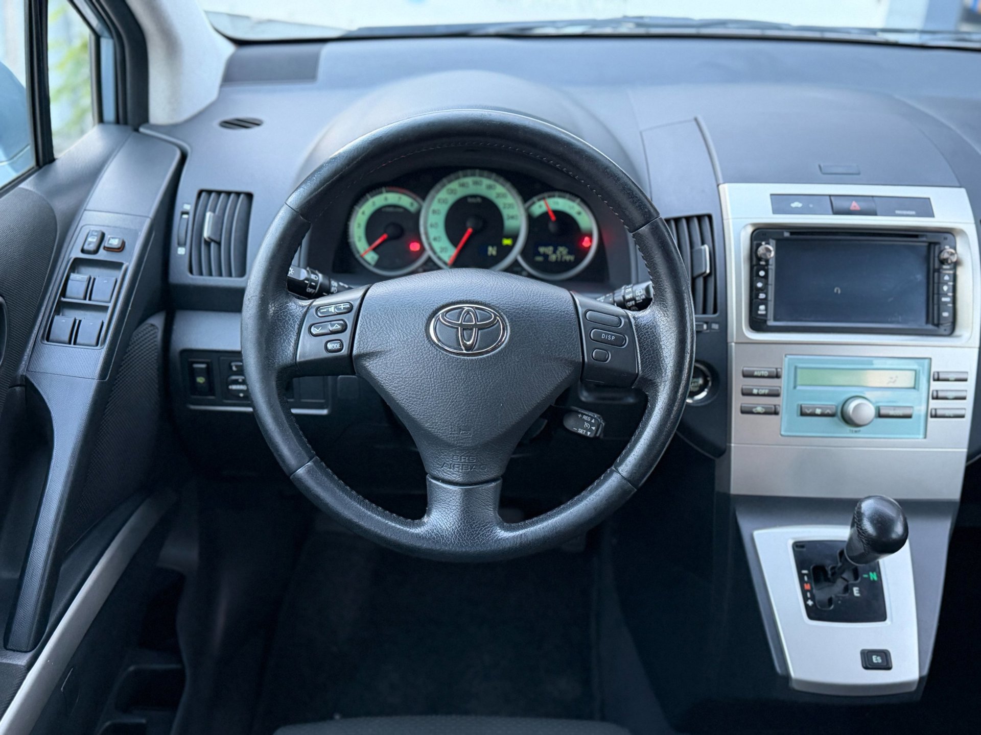 Foto van Toyota Toyota Corolla Verso