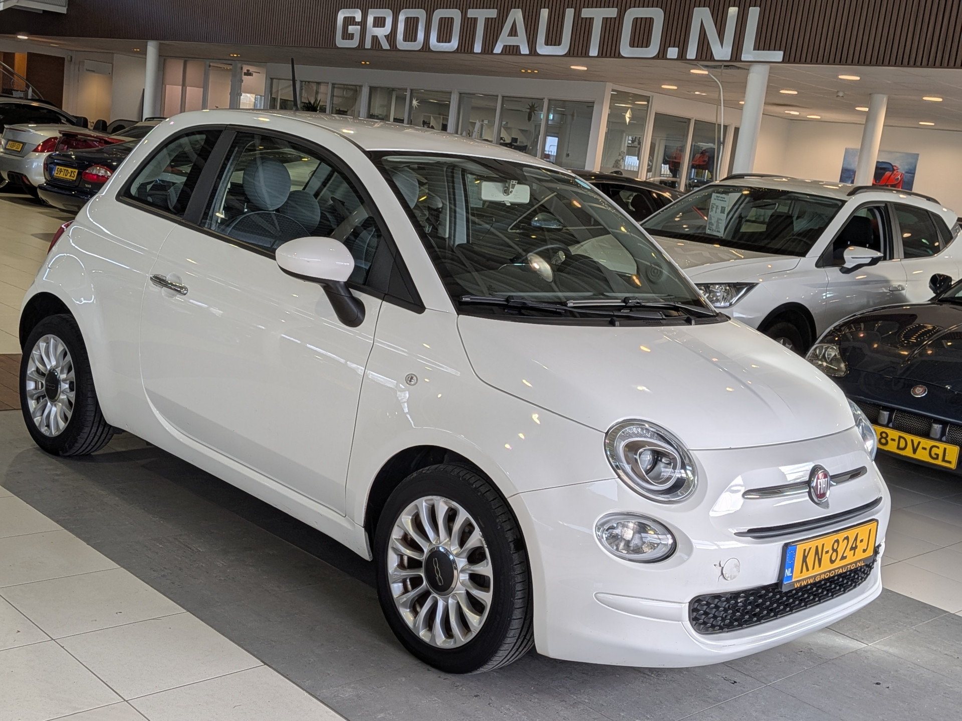 Fiat 500 0.9 TwinAir Turbo Popstar 2016 - voorkant