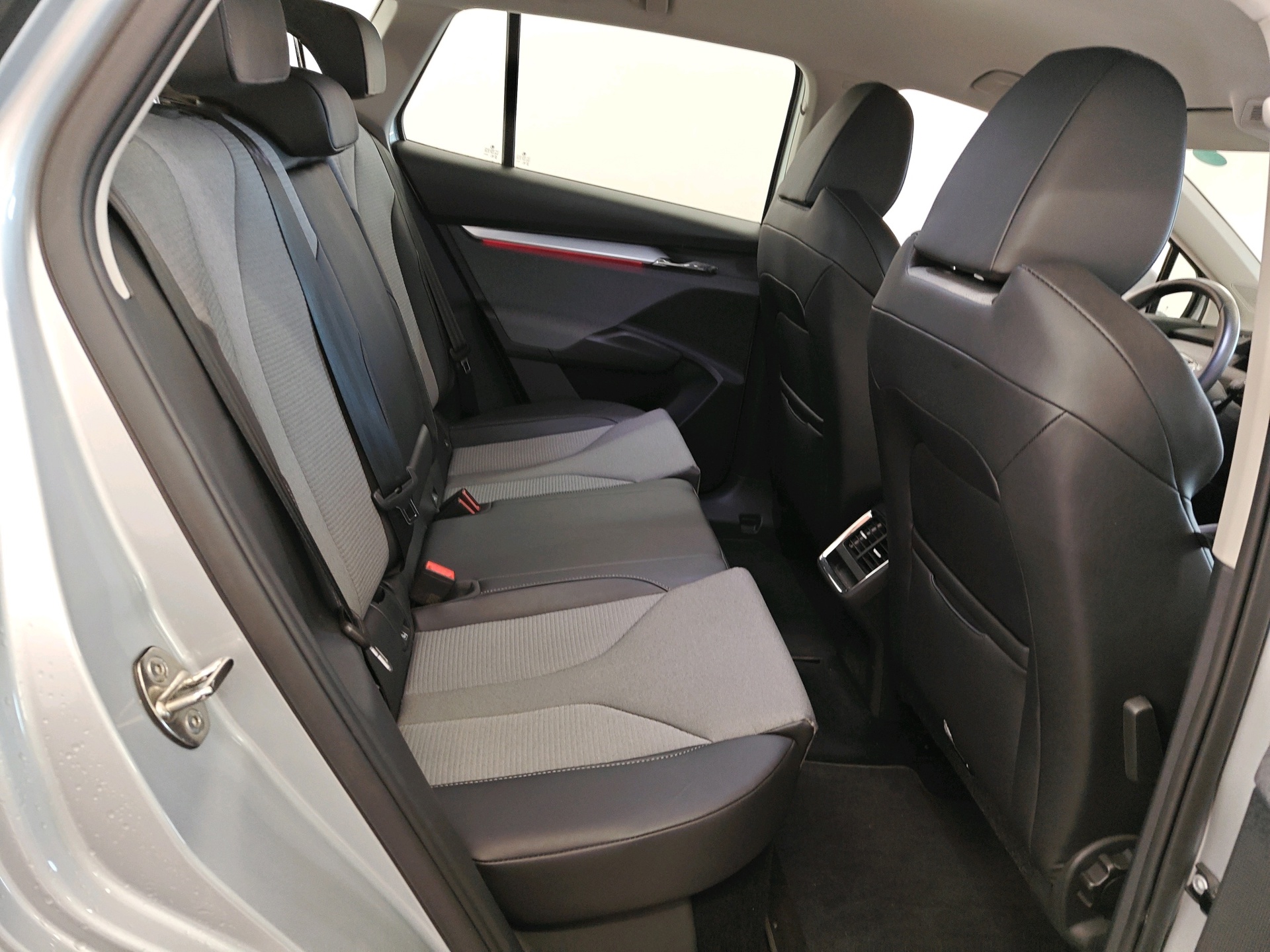 Foto van Skoda Enyaq 80