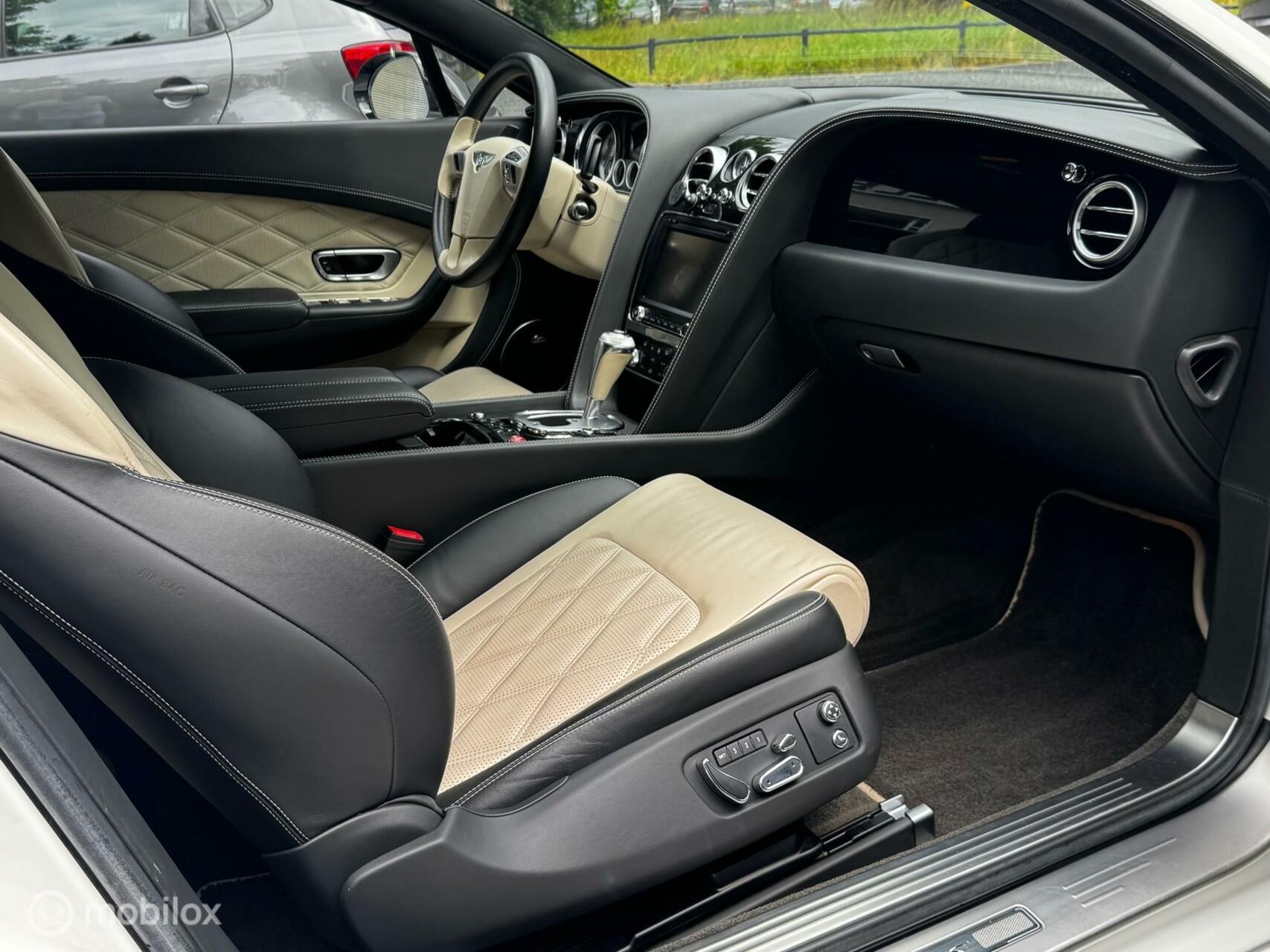 Foto van Bentley Continental GT