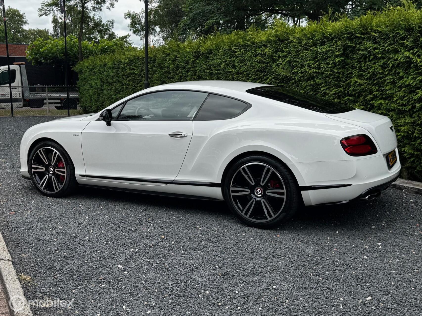 Foto van Bentley Continental GT