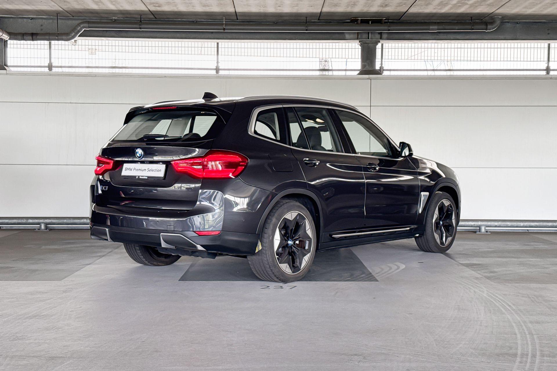 Foto van BMW Ix3