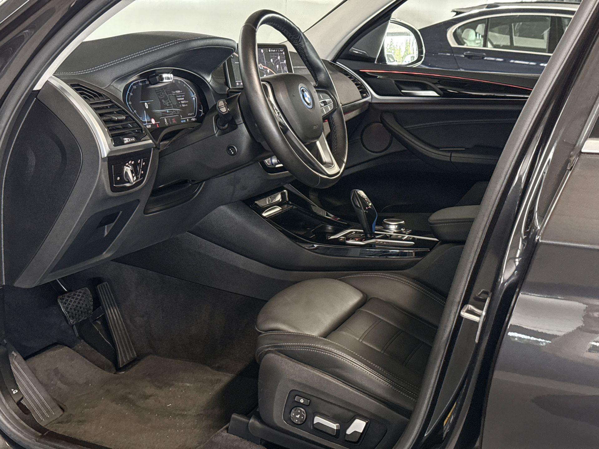 Foto van BMW Ix3