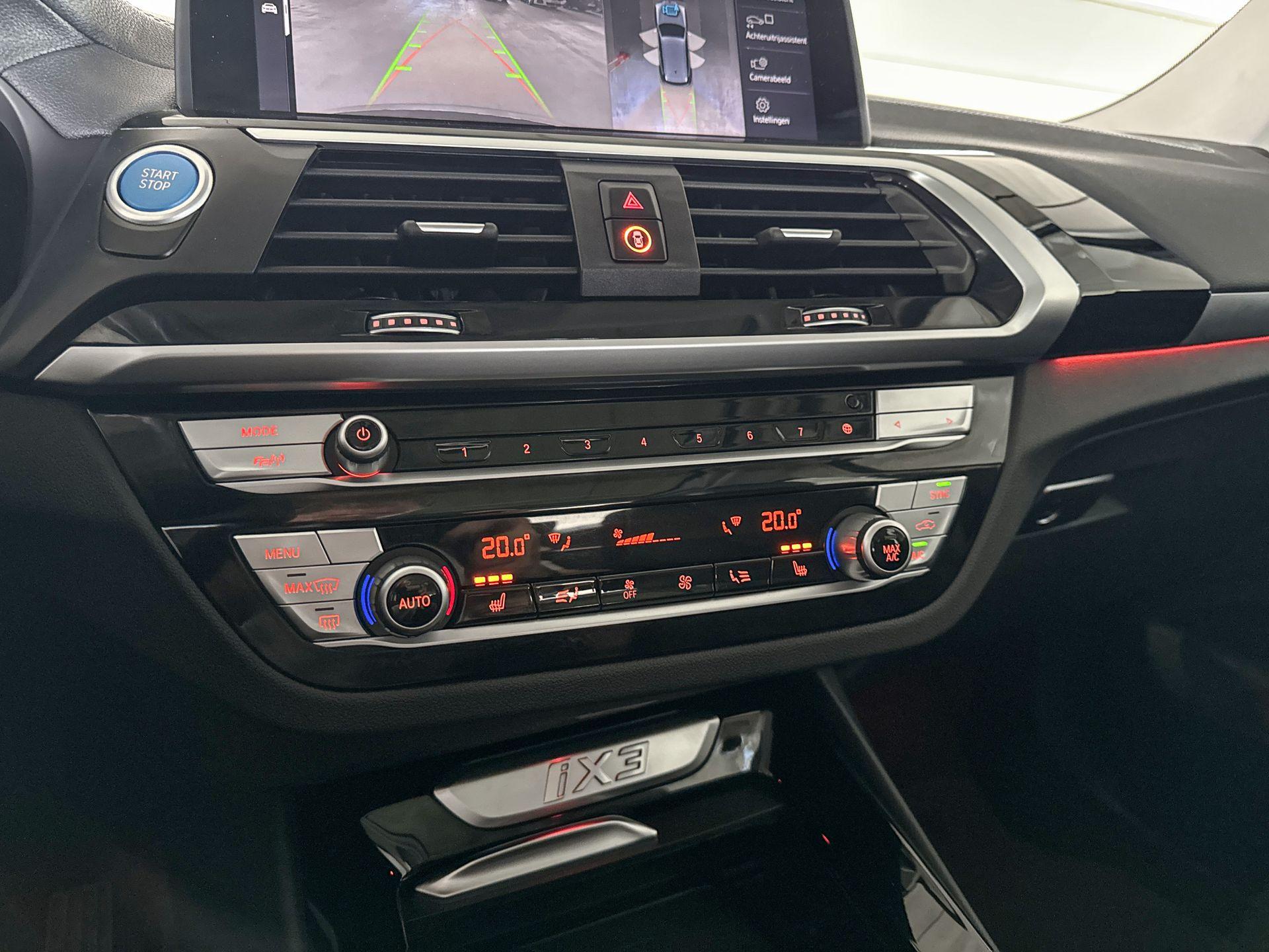 Foto van BMW Ix3