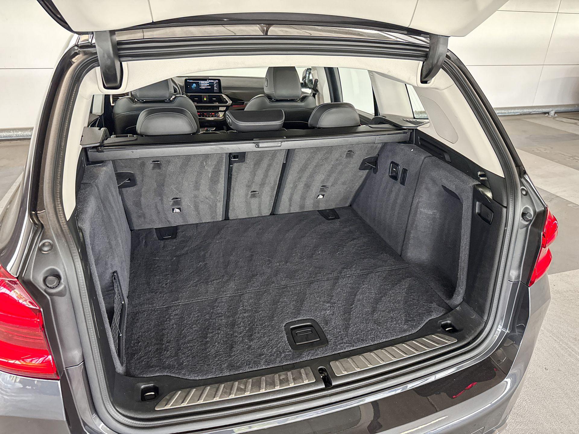 Foto van BMW Ix3
