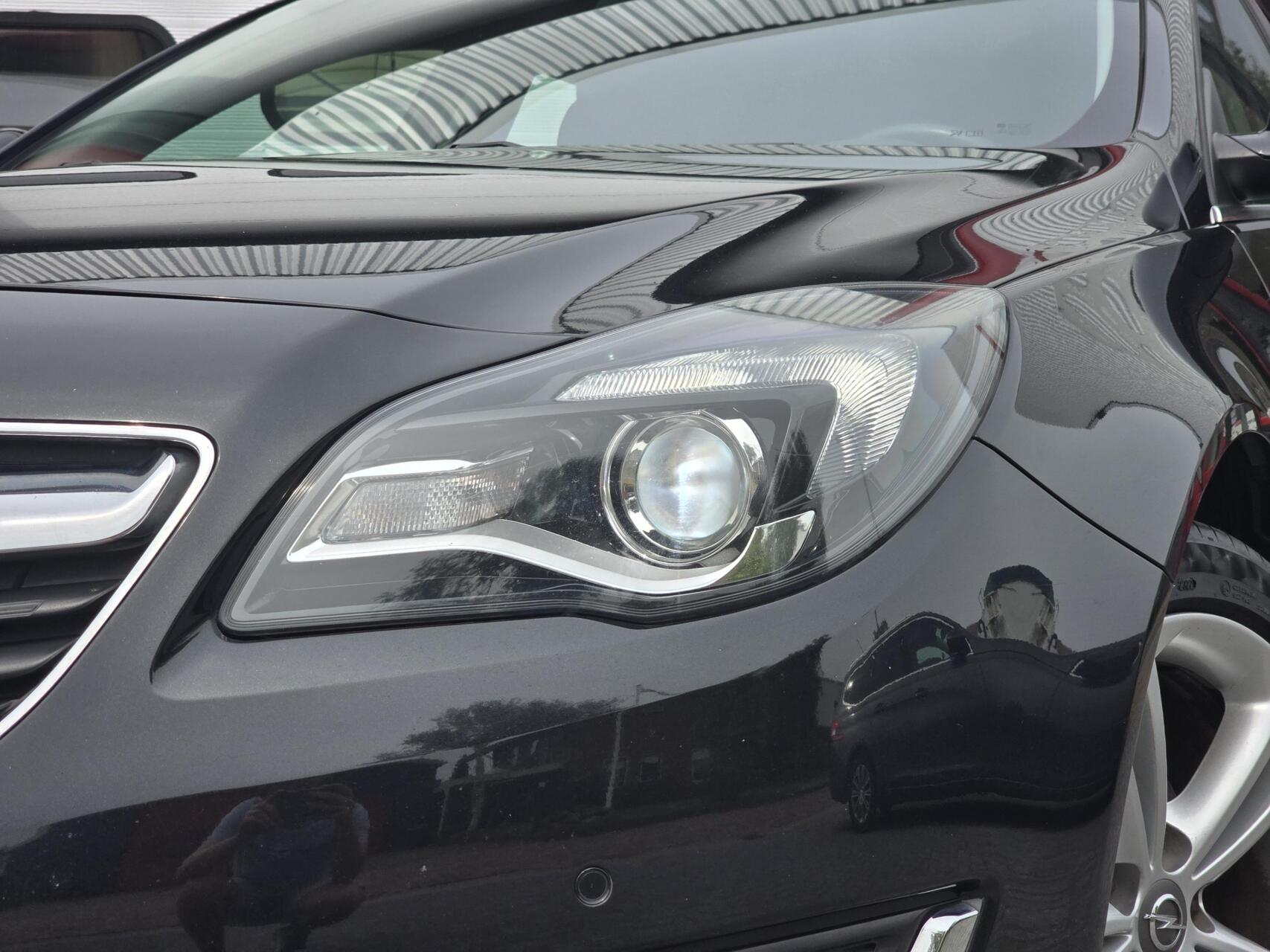 Foto van Opel Insignia Sports Tourer SW