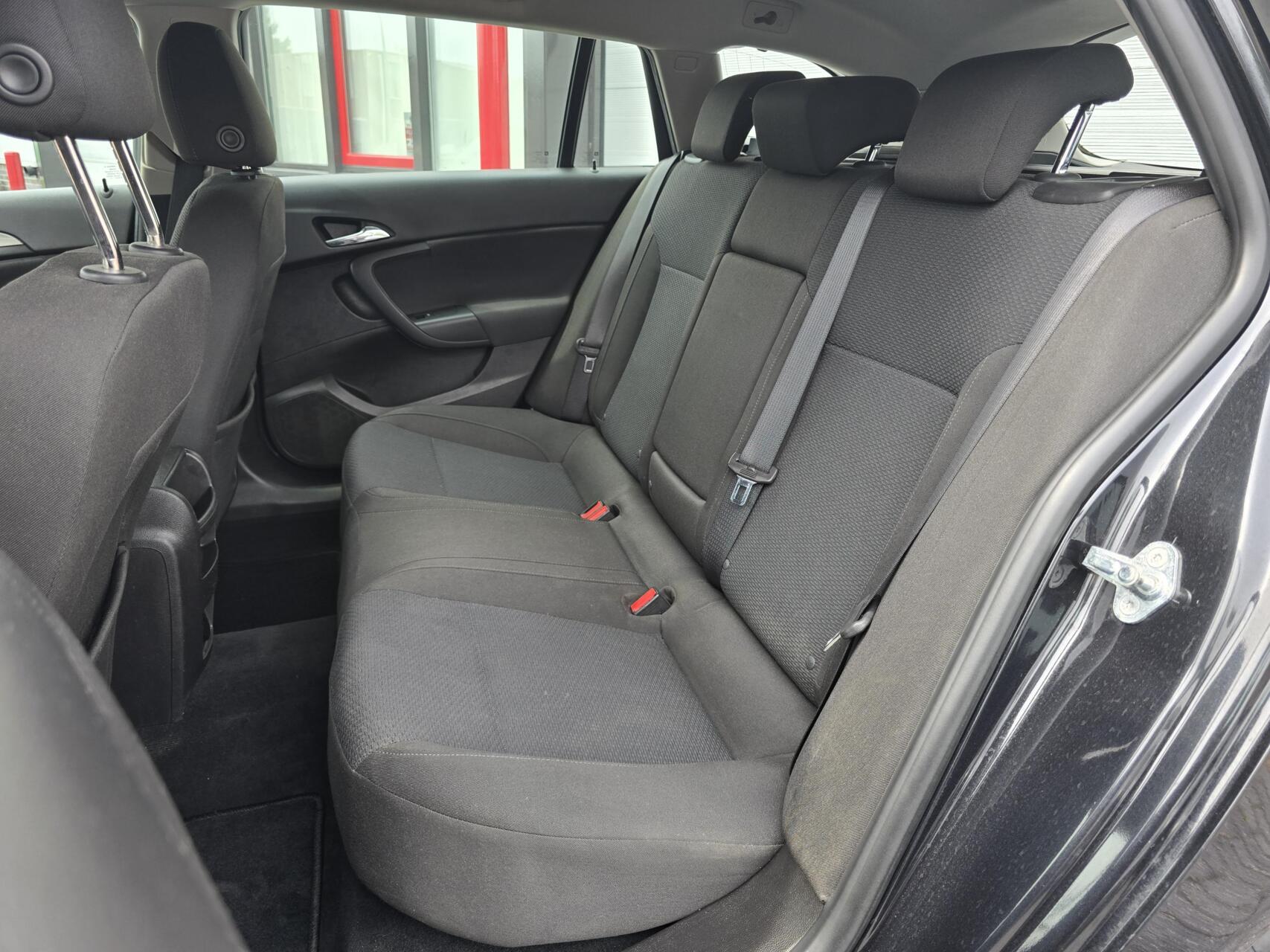 Foto van Opel Insignia Sports Tourer SW