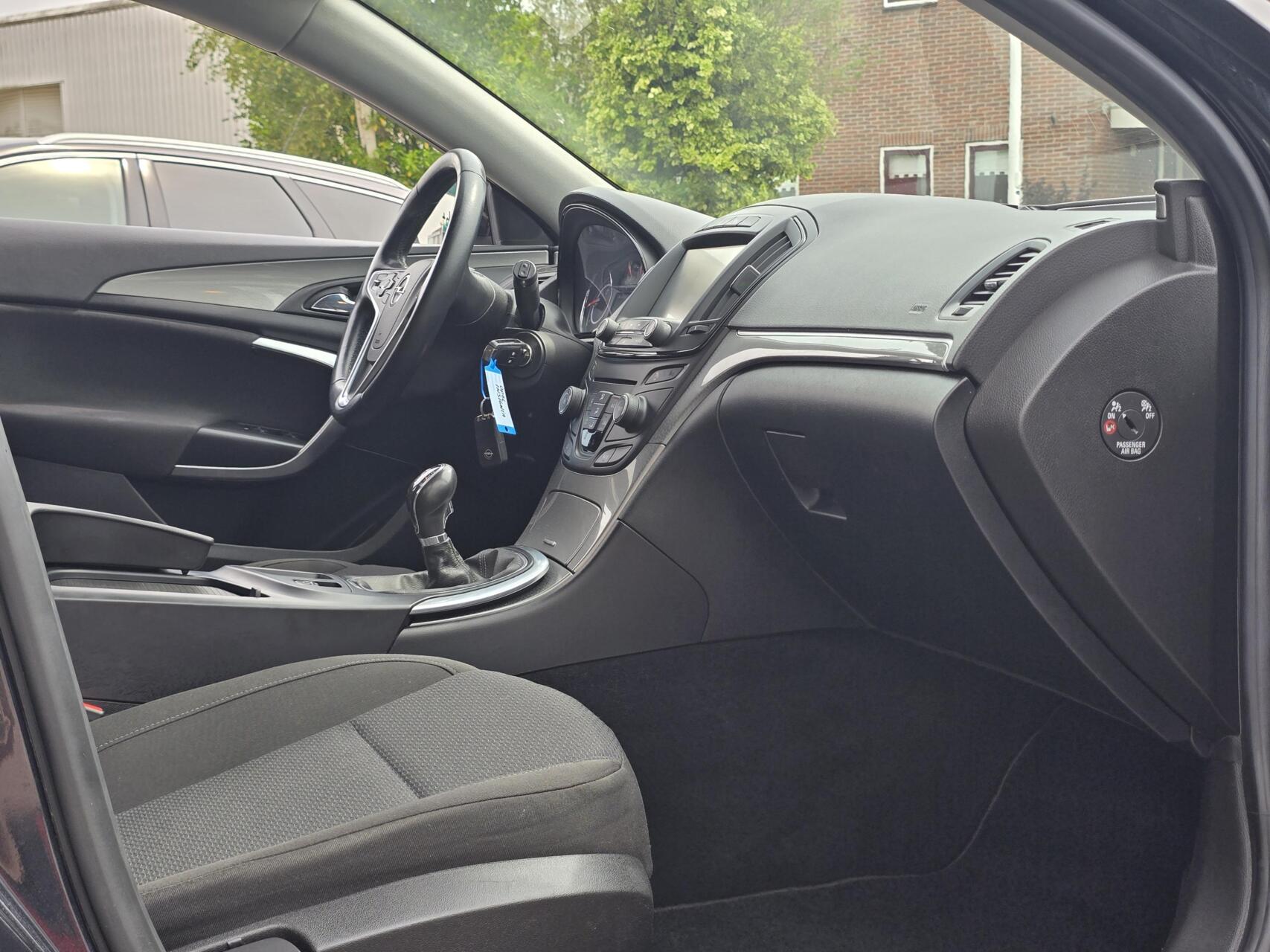 Foto van Opel Insignia Sports Tourer SW