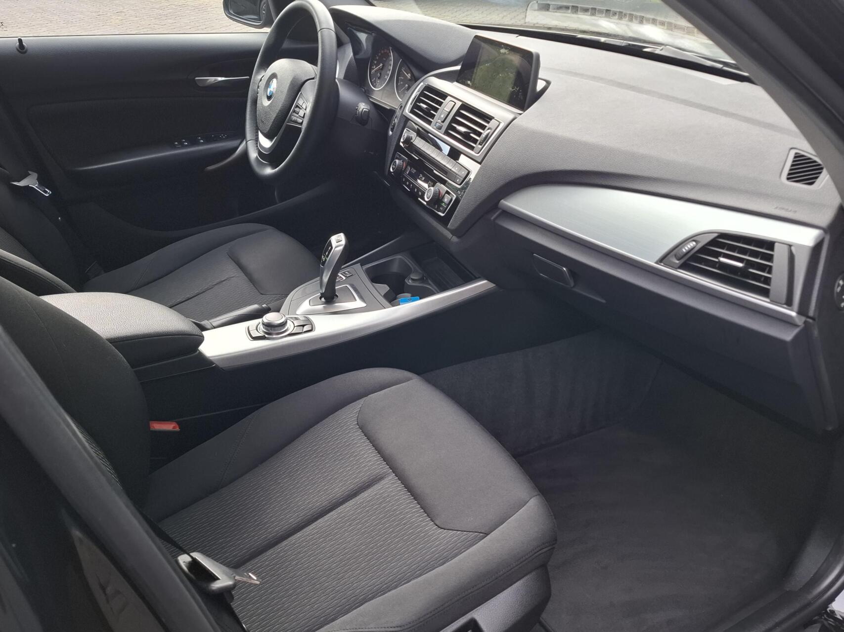 Foto van BMW 118i