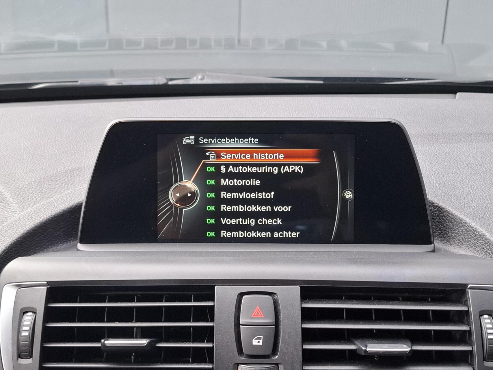 Foto van BMW 118i