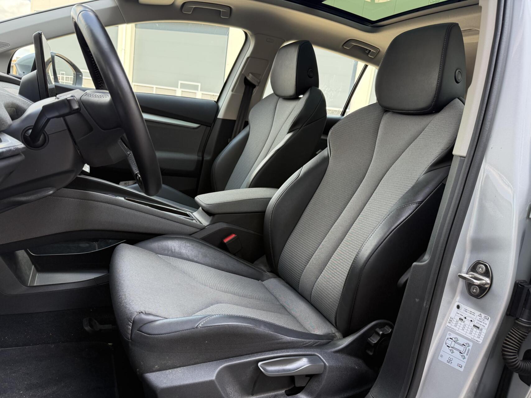 Foto van Skoda Enyaq 60