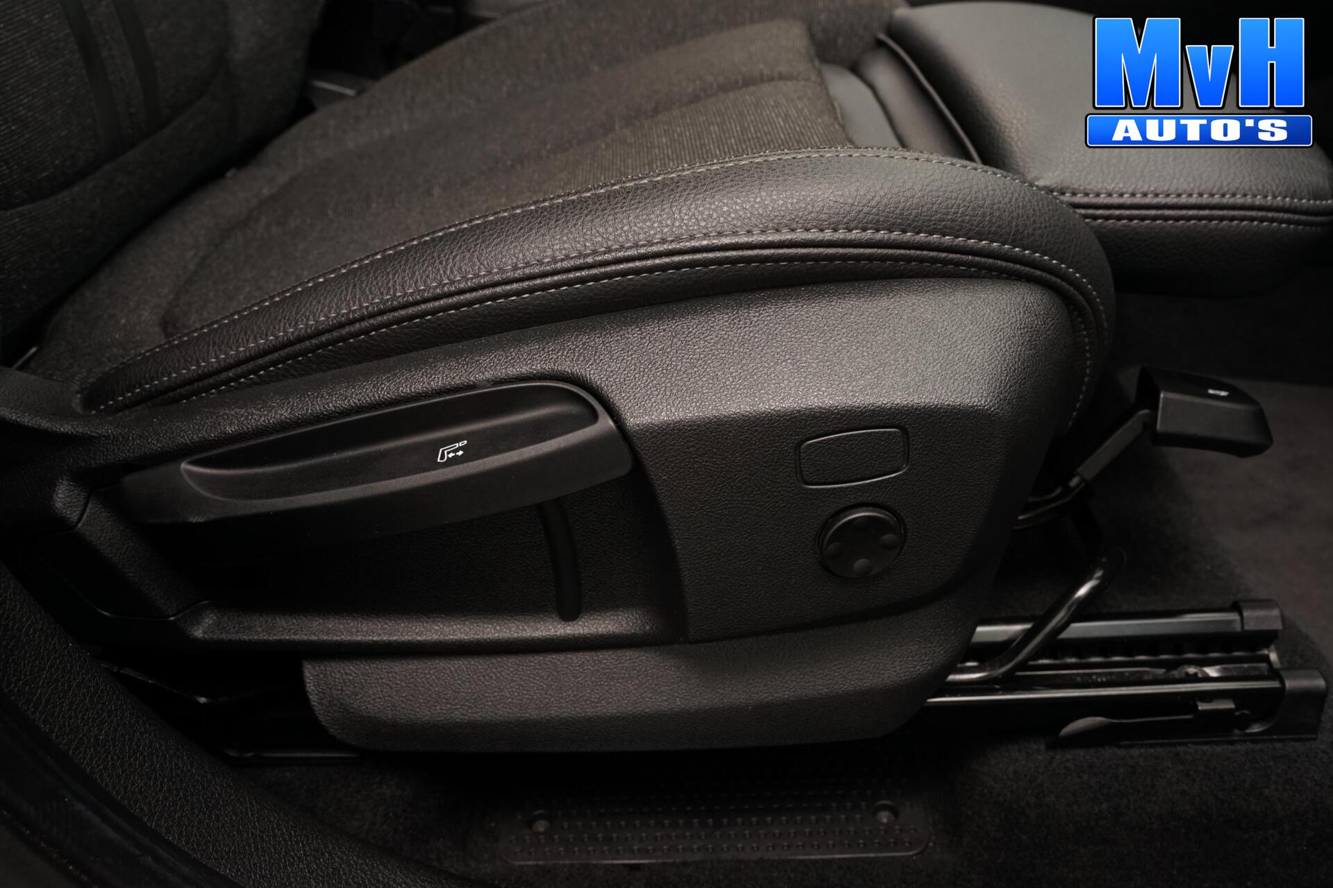 Foto van BMW 218i Active Tourer