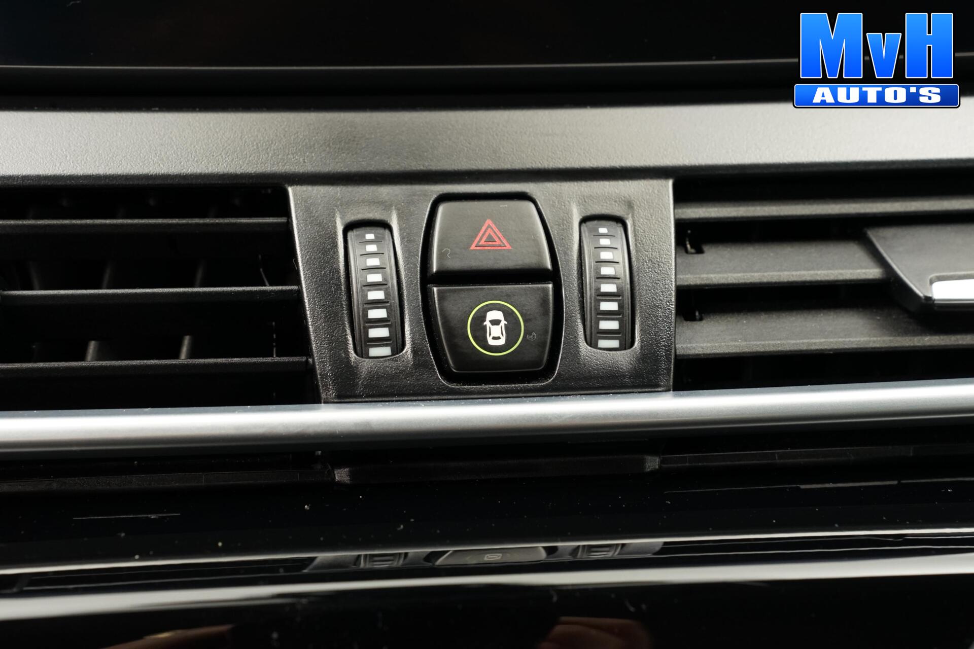 Foto van BMW 218i Active Tourer