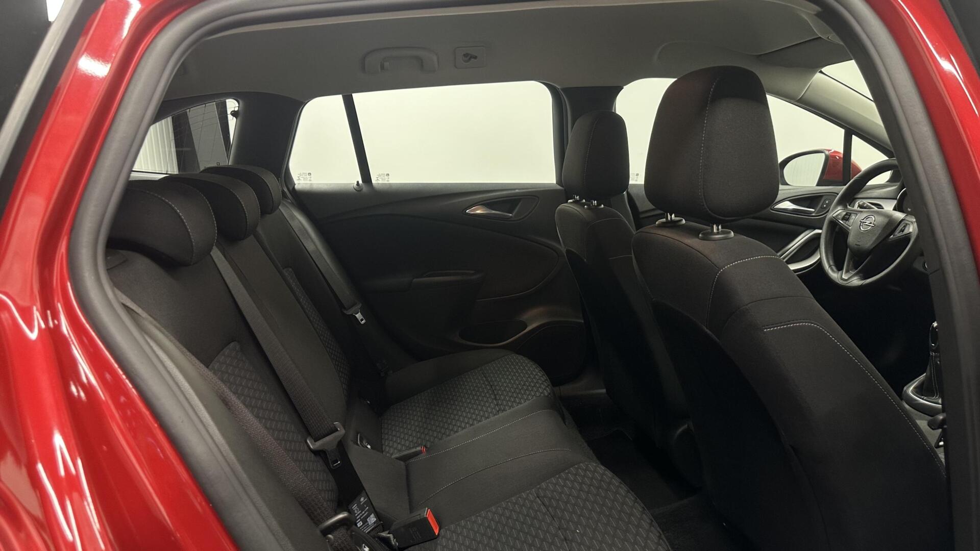 Foto van Opel Astra Sports Tourer