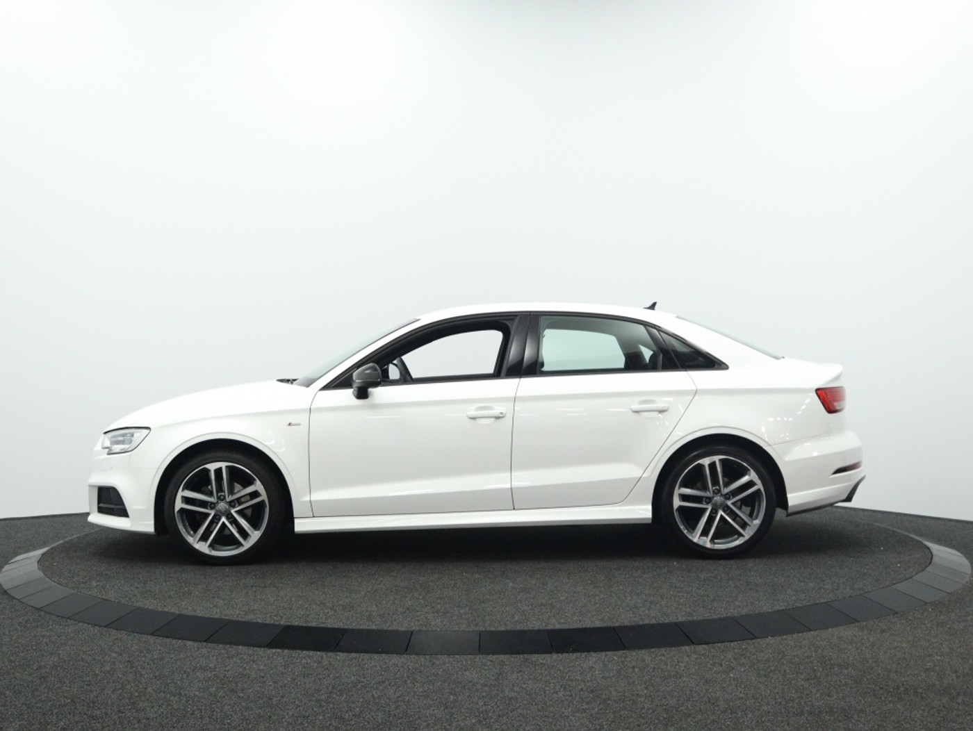 Foto van Audi A3 Limousine