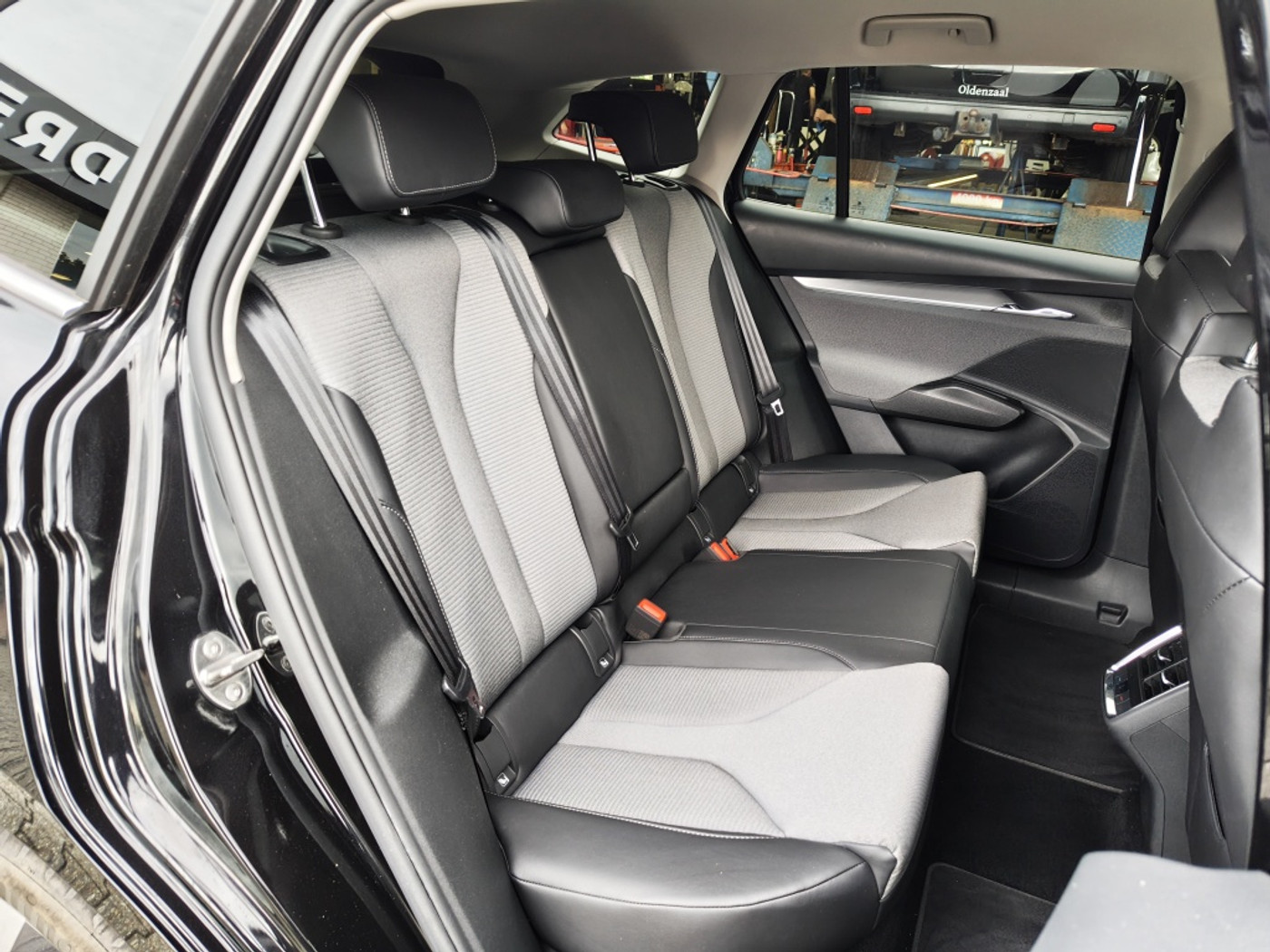 Foto van Skoda Enyaq 80