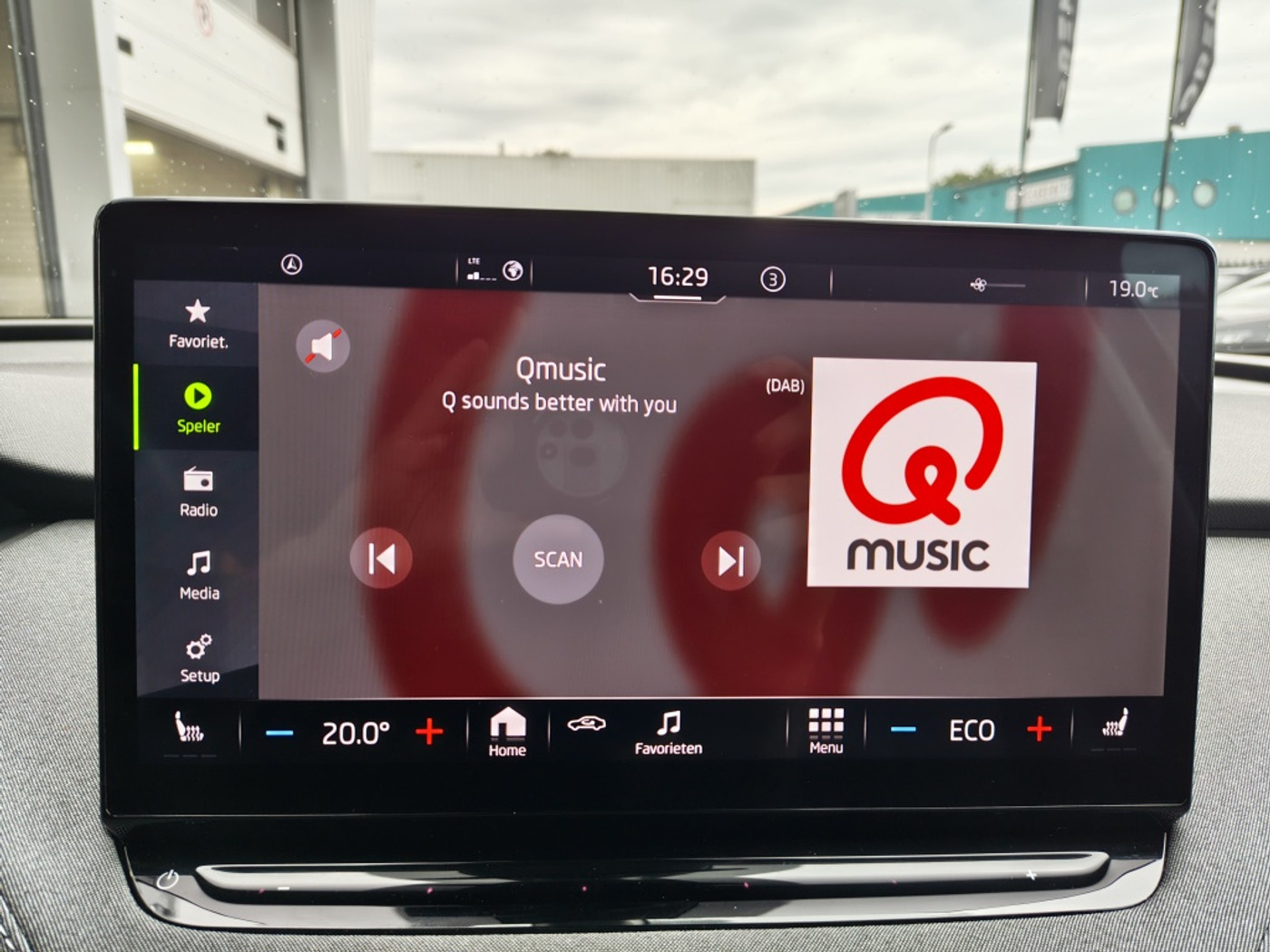 Foto van Skoda Enyaq 80