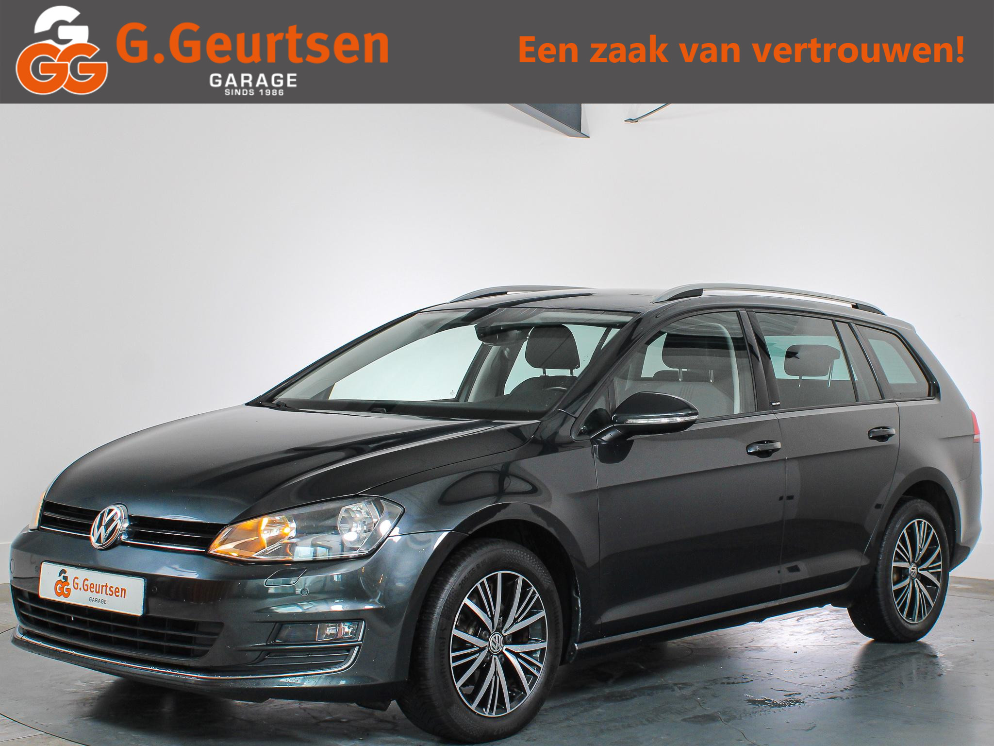 Volkswagen Golf 1.2 TSI Lounge, 2016 - voorkant