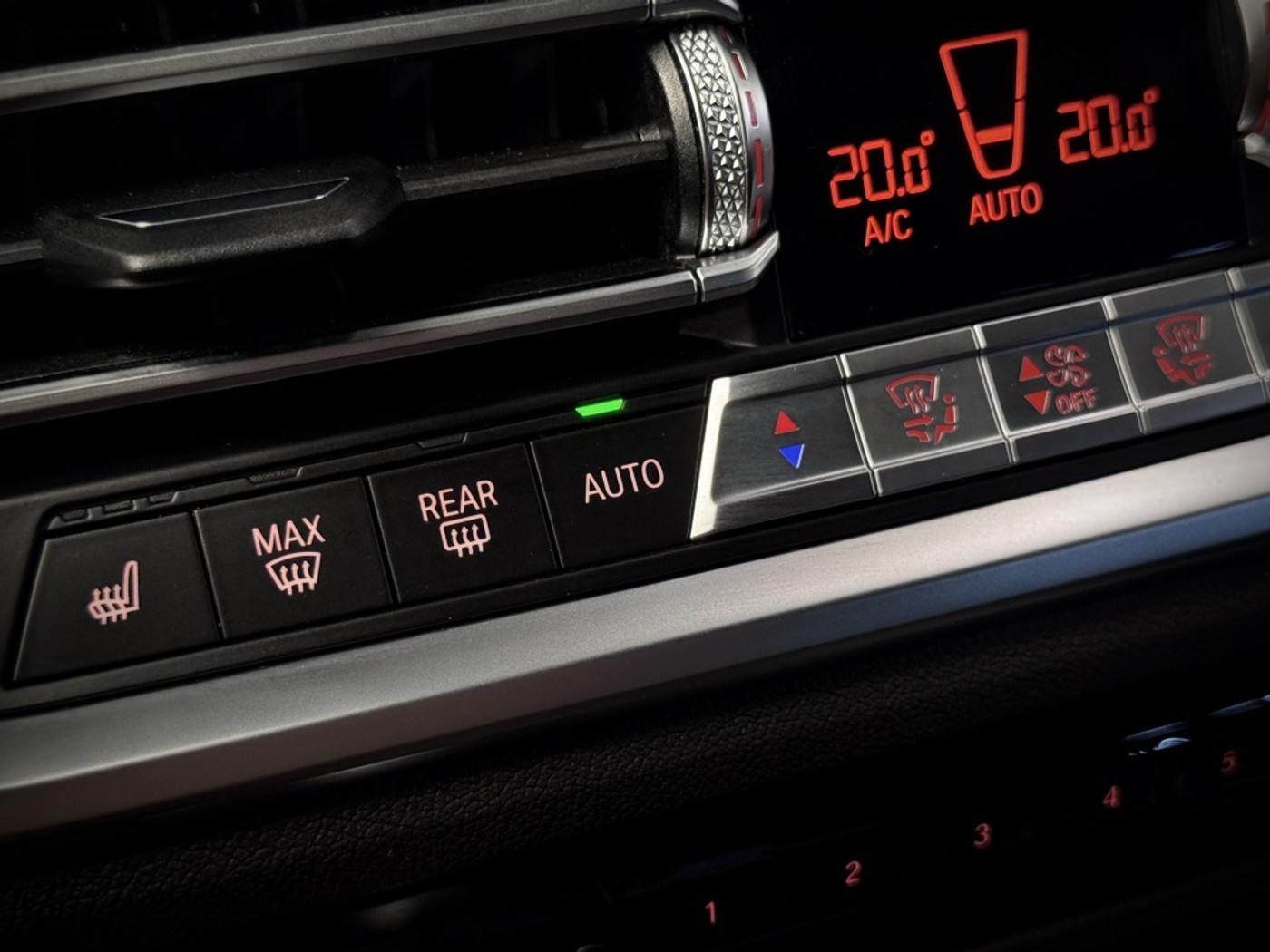 Foto van BMW 330i