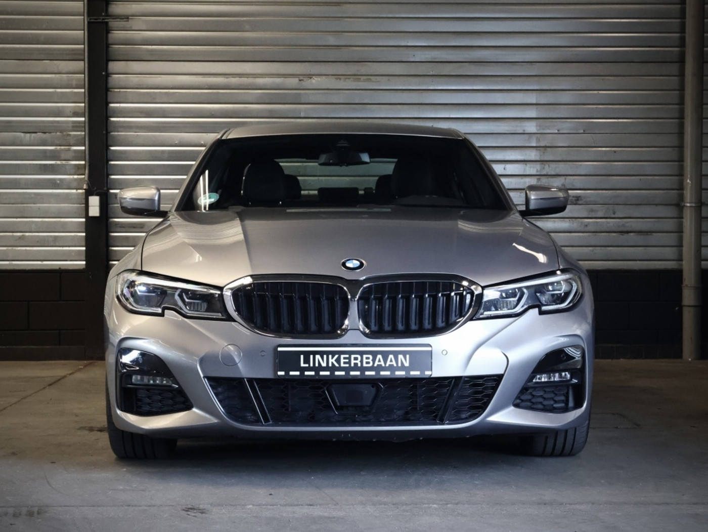 Foto van BMW 330i