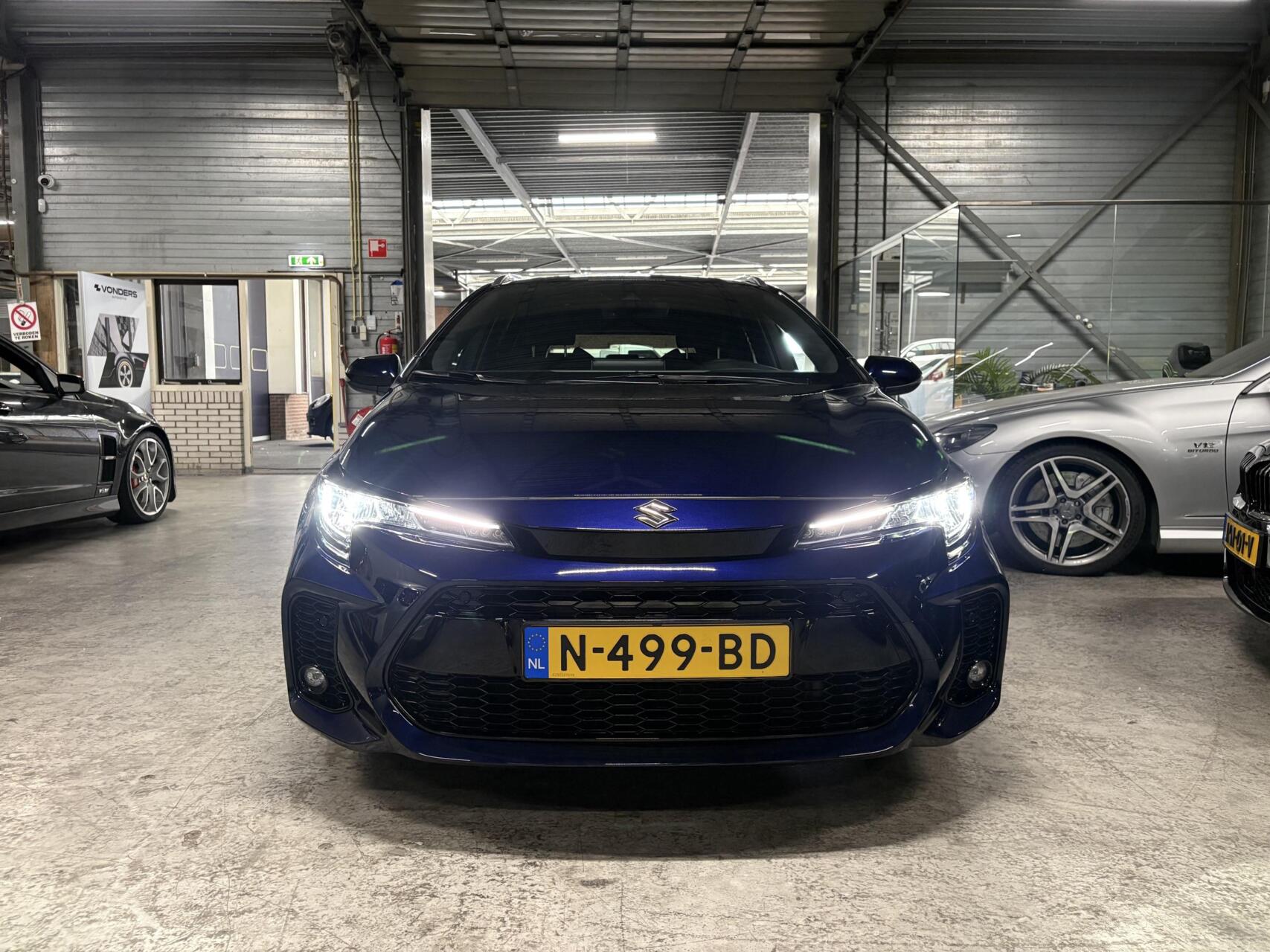 Foto van Suzuki Suzuki Swace