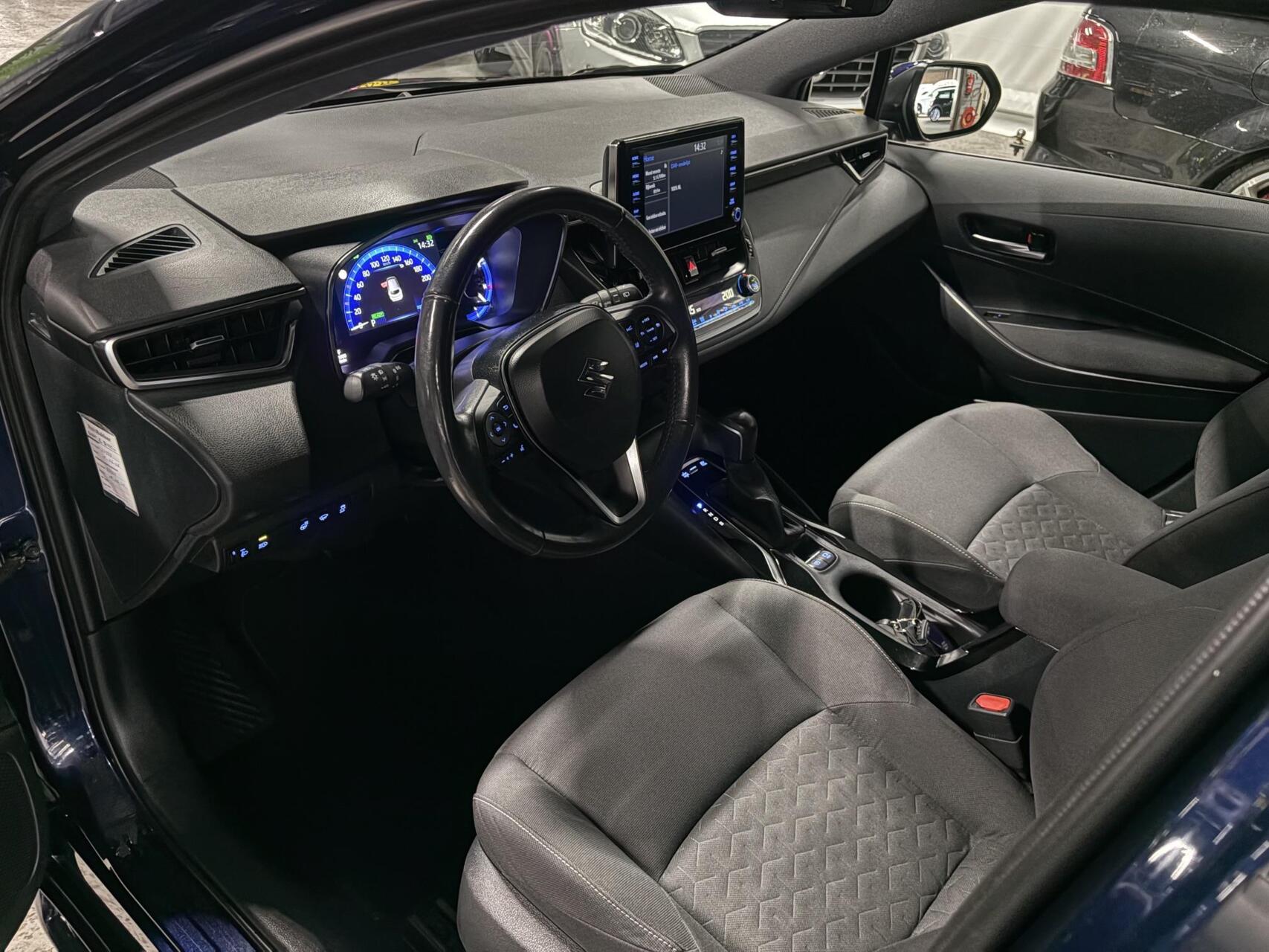 Foto van Suzuki Suzuki Swace