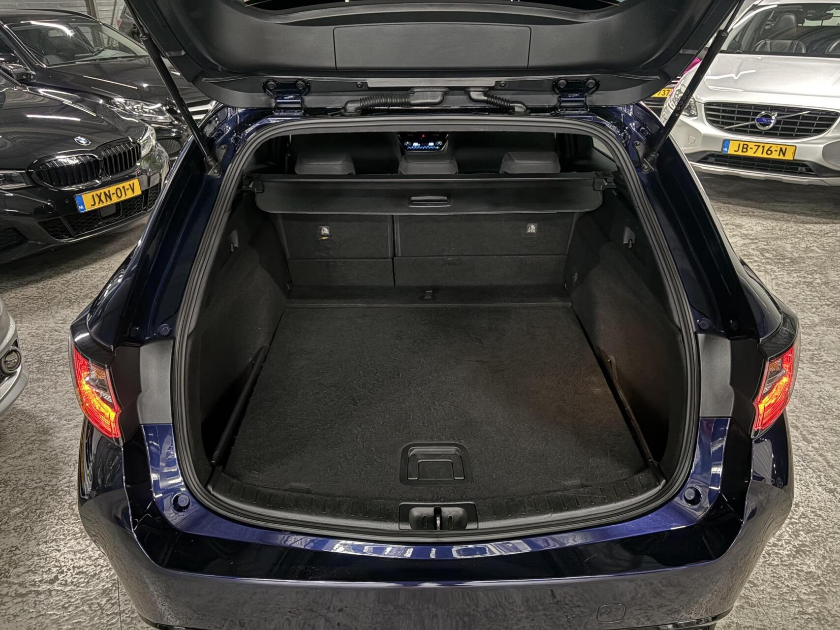 Foto van Suzuki Suzuki Swace