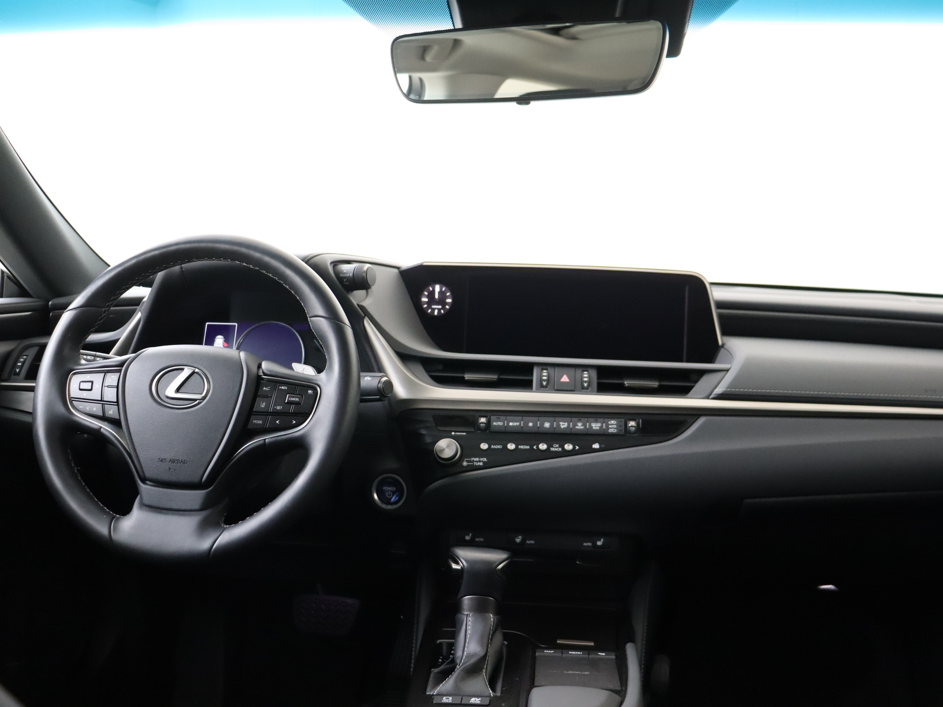 Foto van Lexus Lexus Es300h