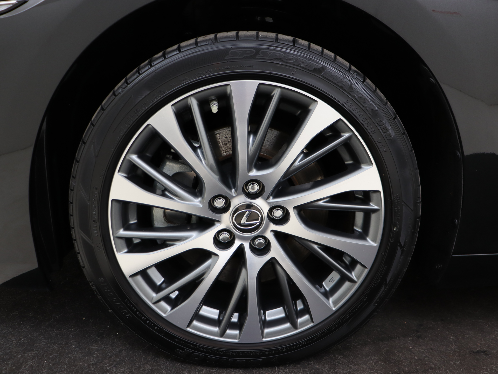 Foto van Lexus Lexus Es300h