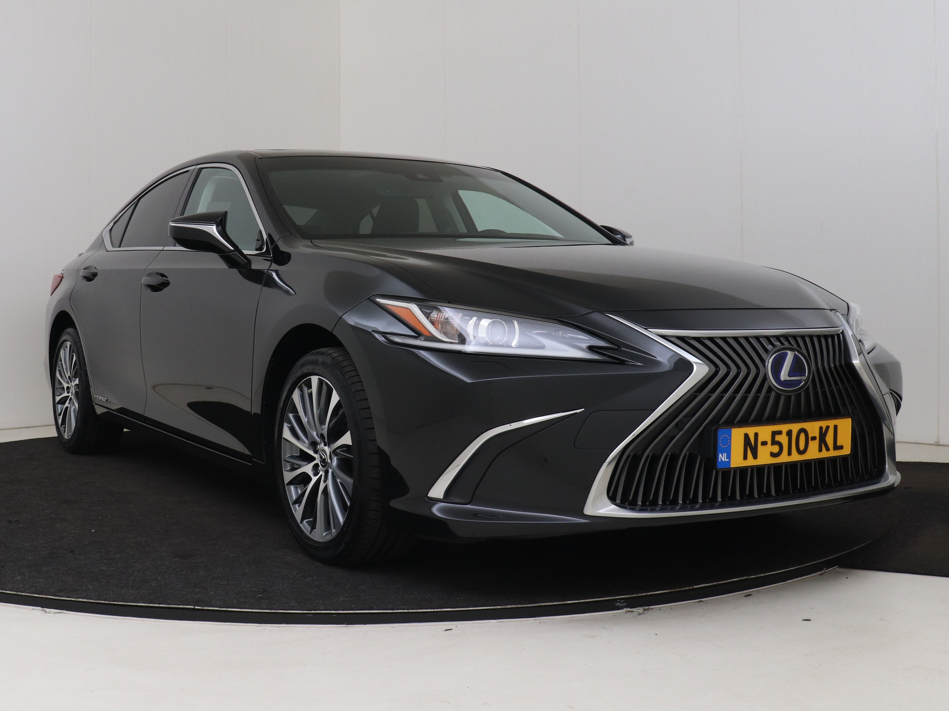 Foto van Lexus Lexus Es300h