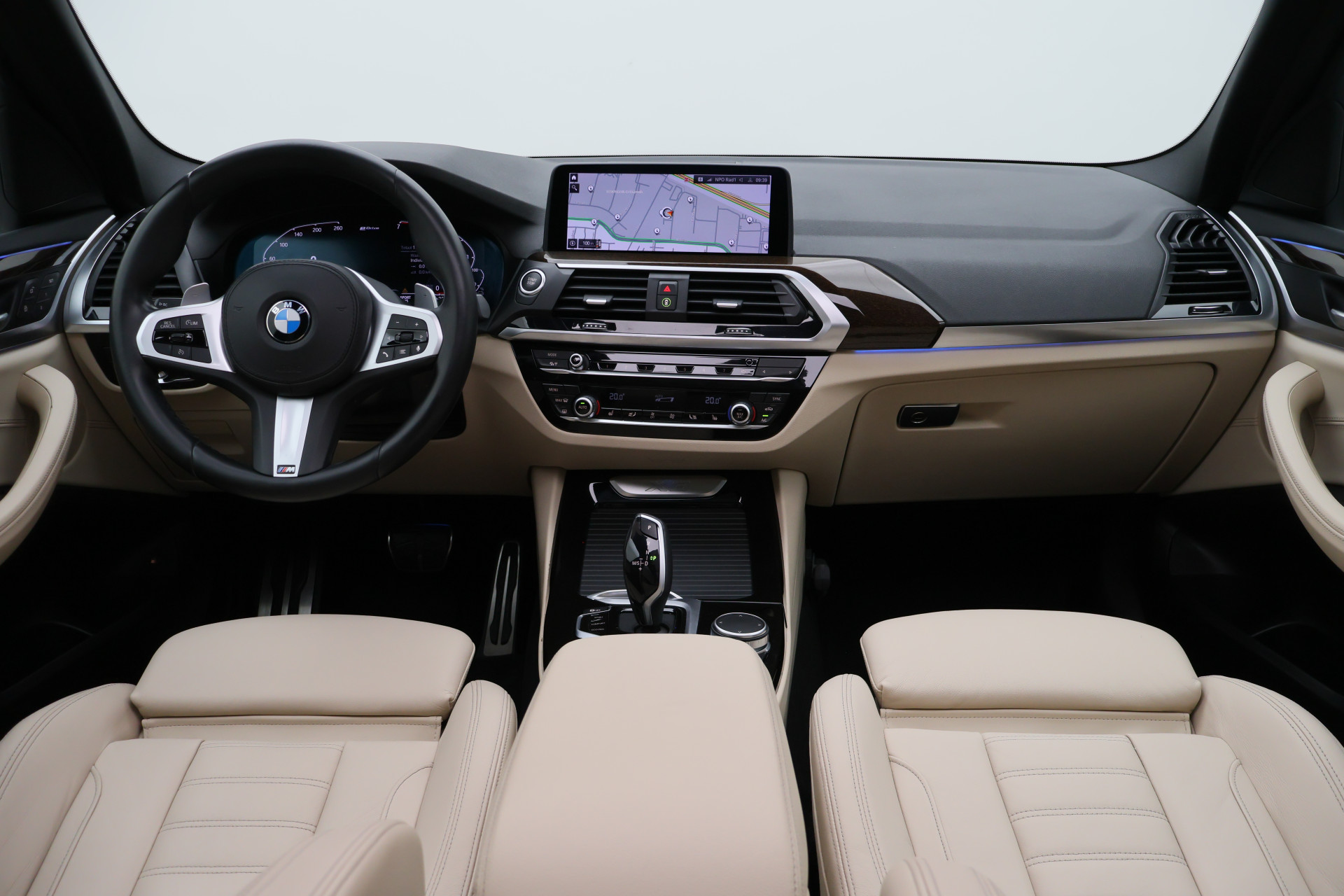 Foto van BMW X3 Xdrive30e