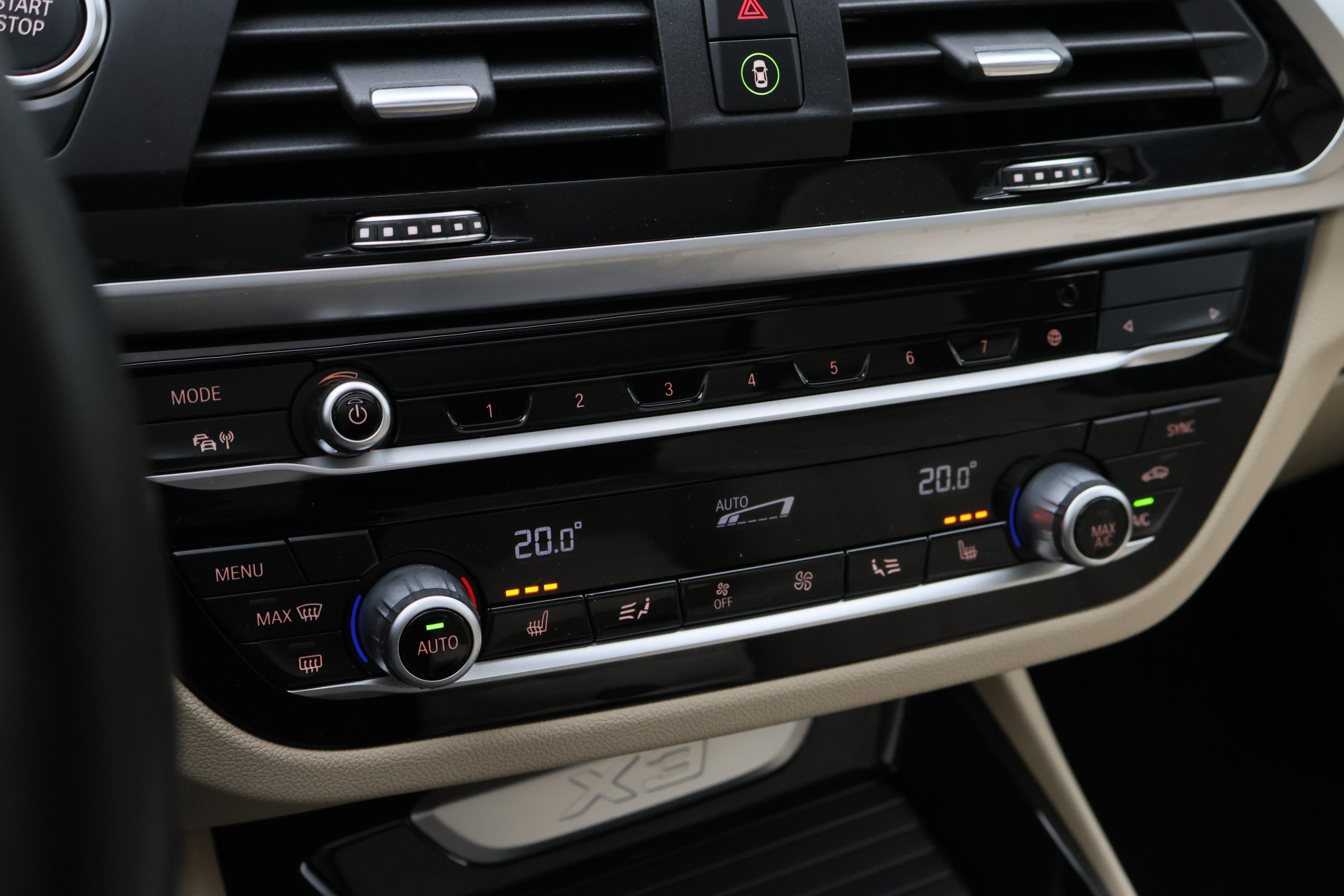 Foto van BMW X3 Xdrive30e