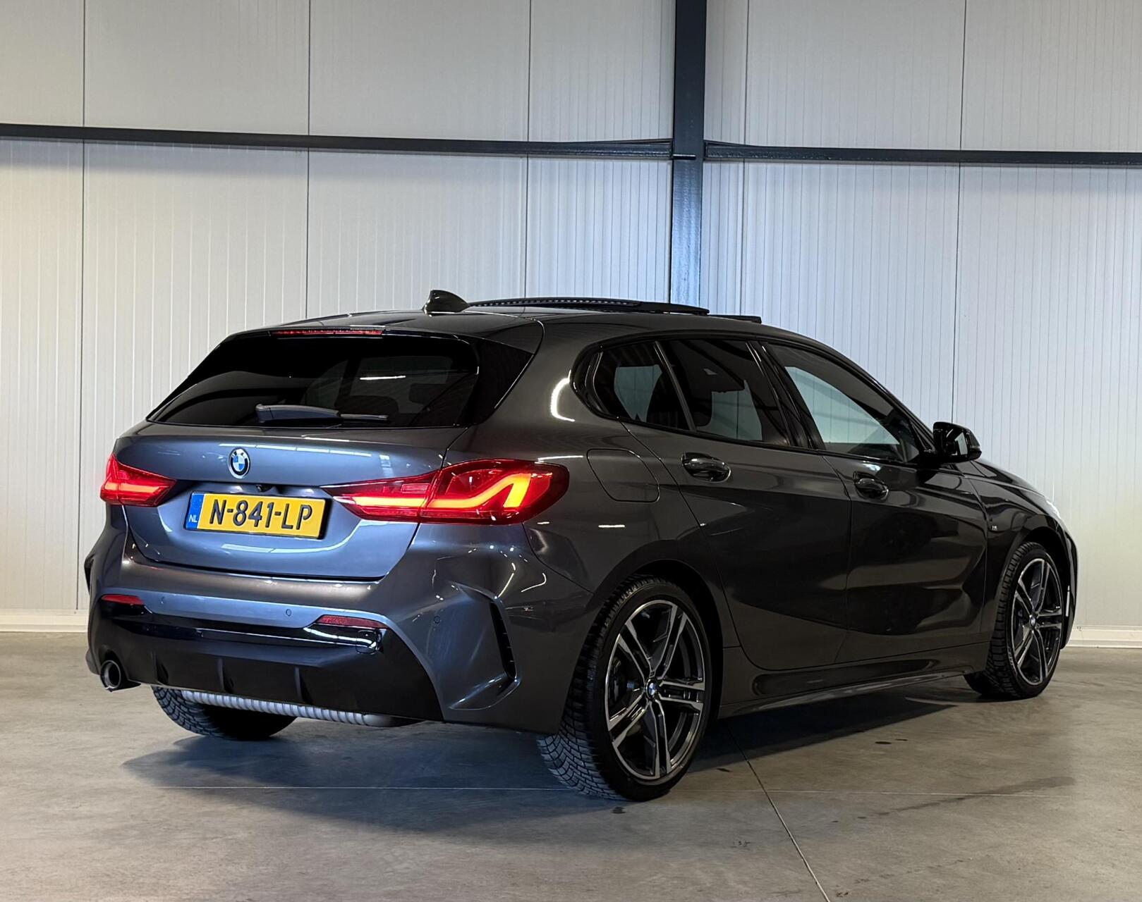 Foto van BMW 118i