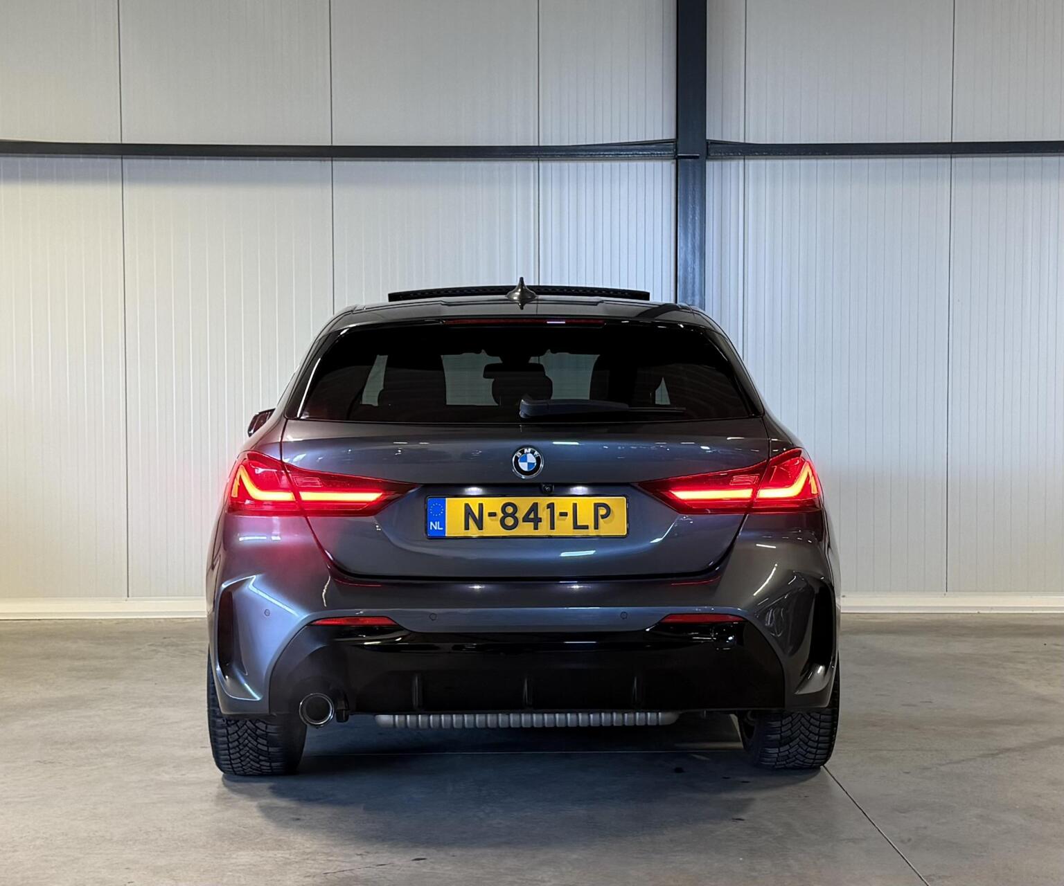 Foto van BMW 118i