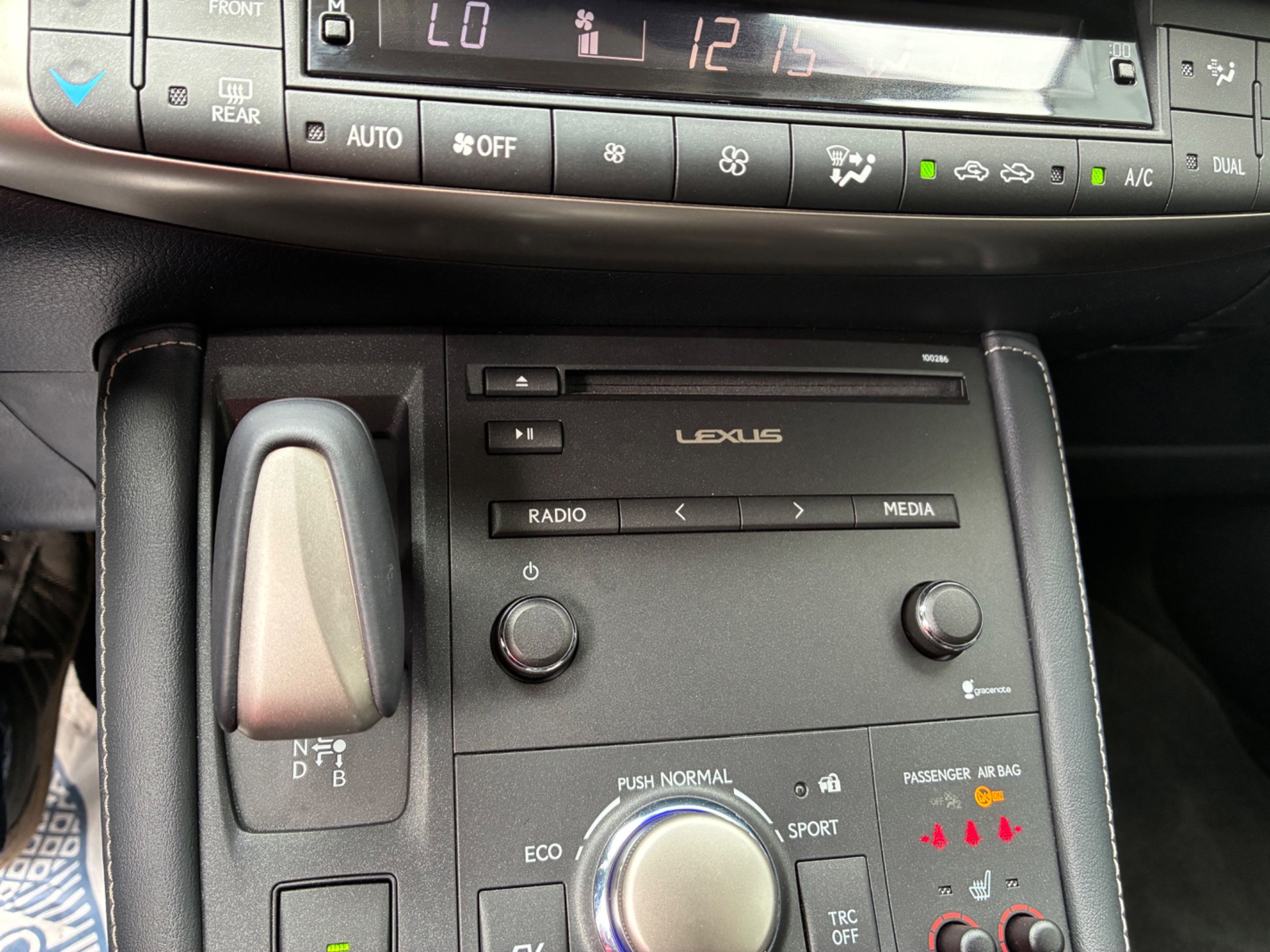 Foto van Lexus Lexus Ct200h