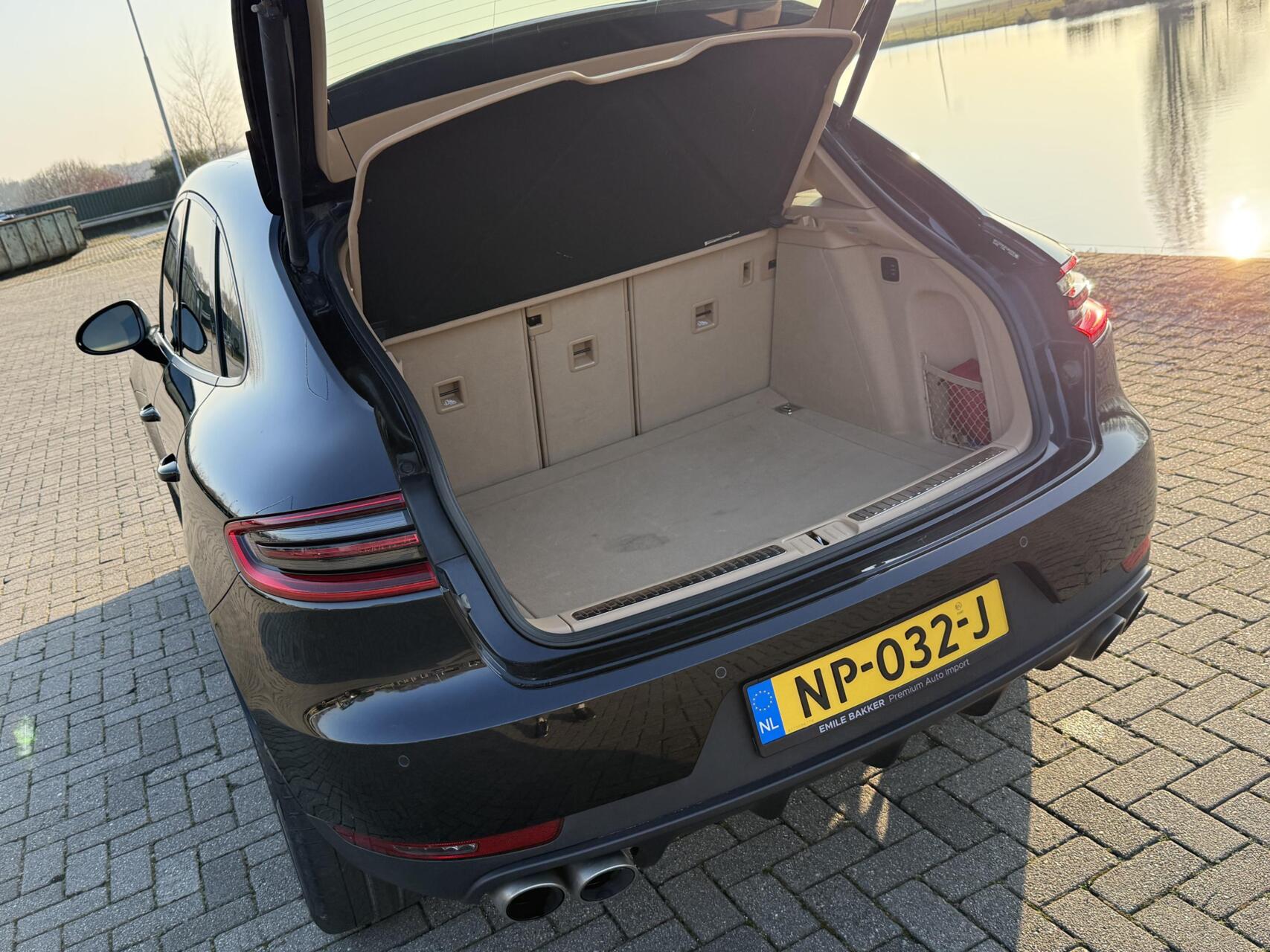 Foto van Porsche Macan