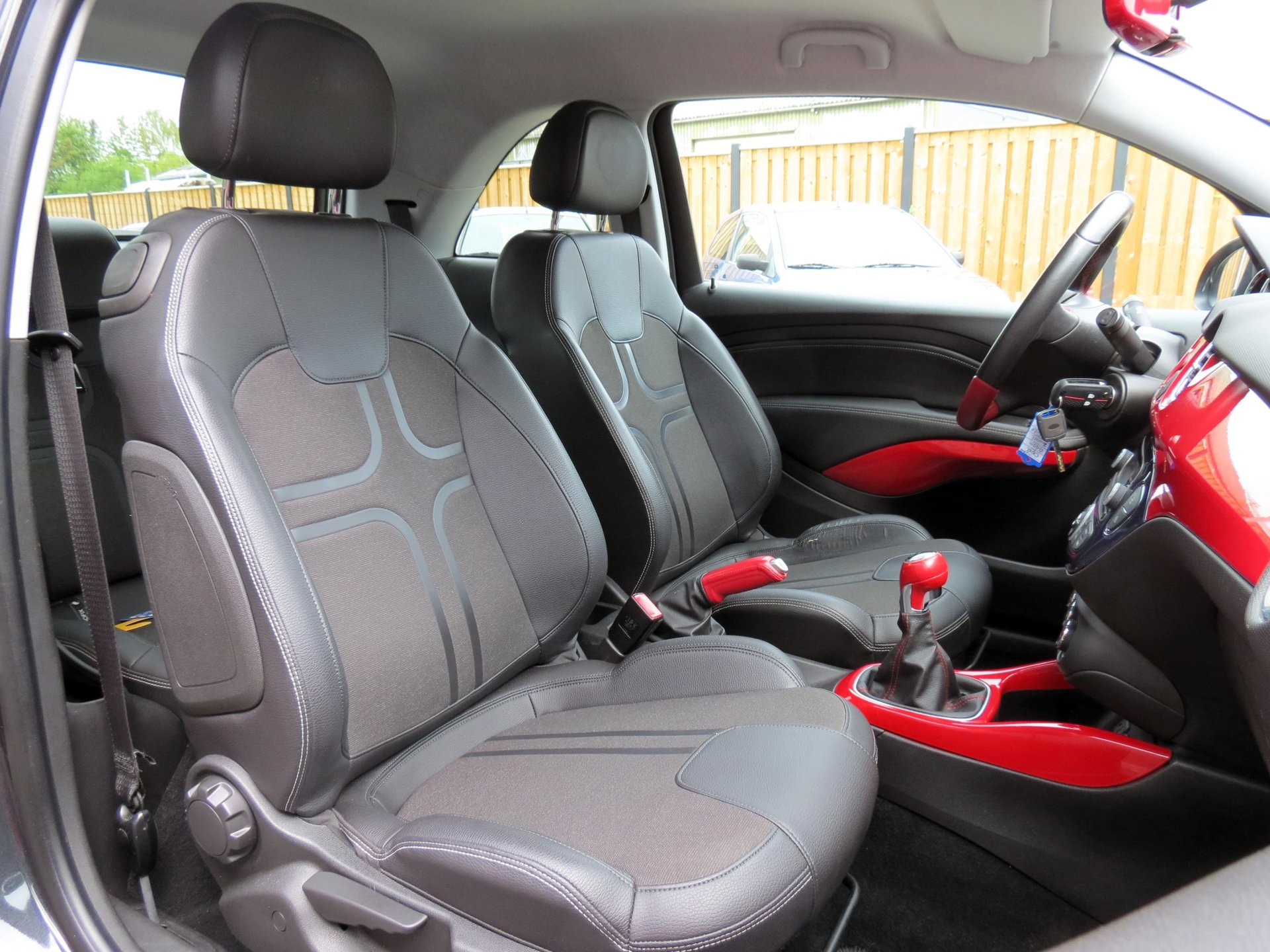 Foto van Opel Adam