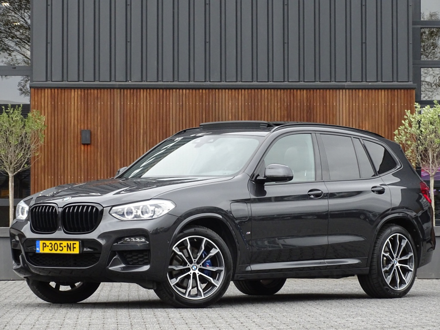 Foto van BMW X3 Xdrive30e