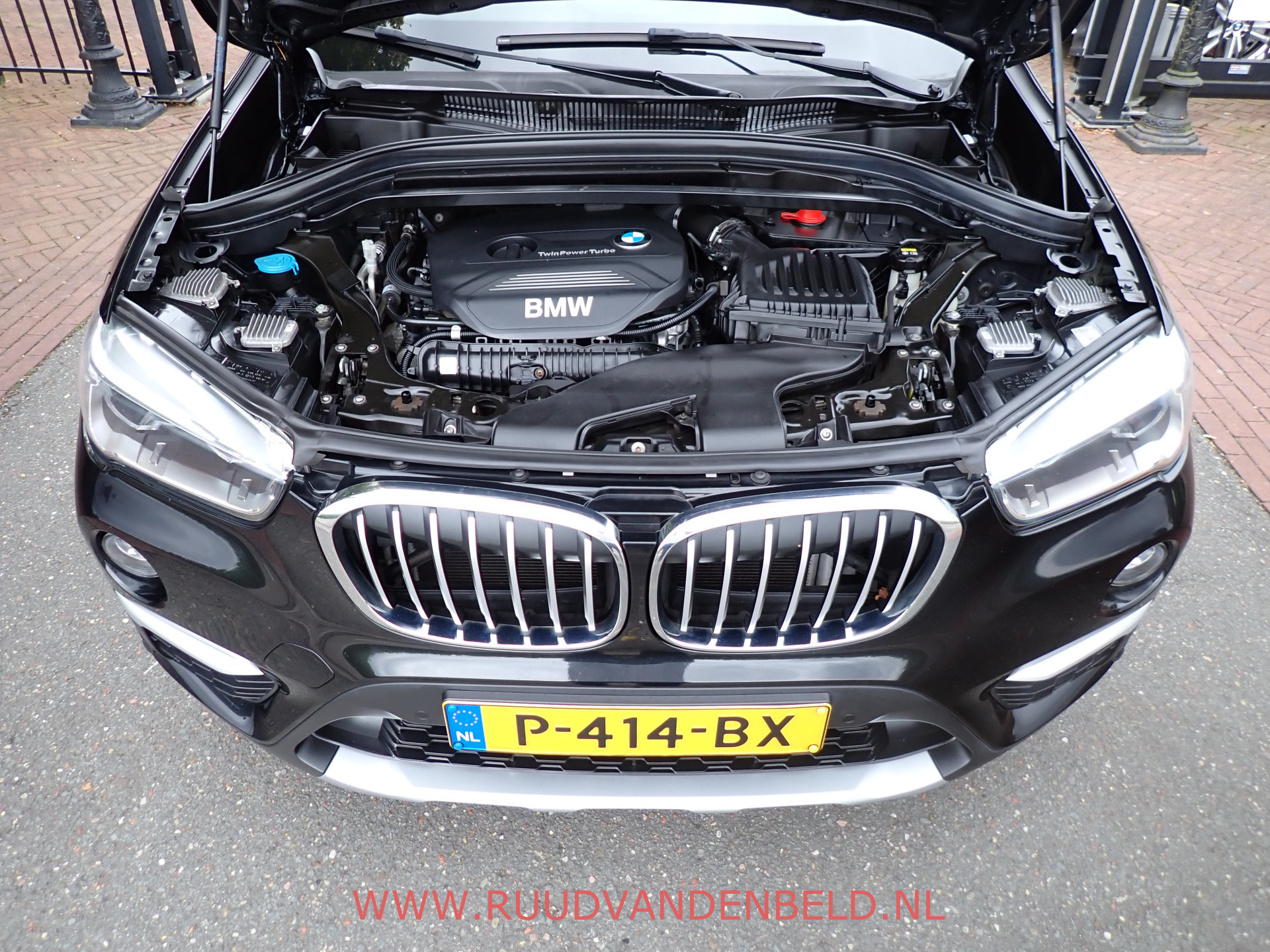 Foto van BMW X1 Xdrive20i