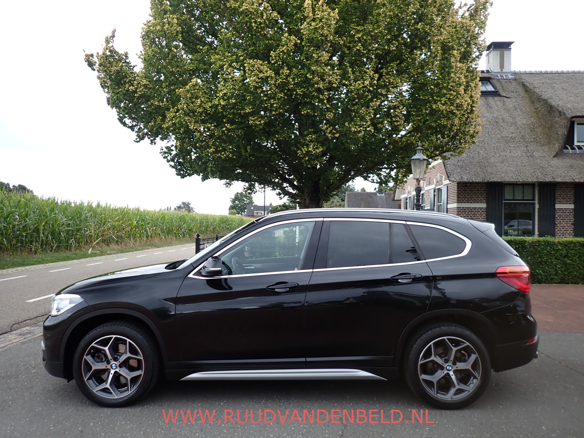 Foto van BMW X1 Xdrive20i