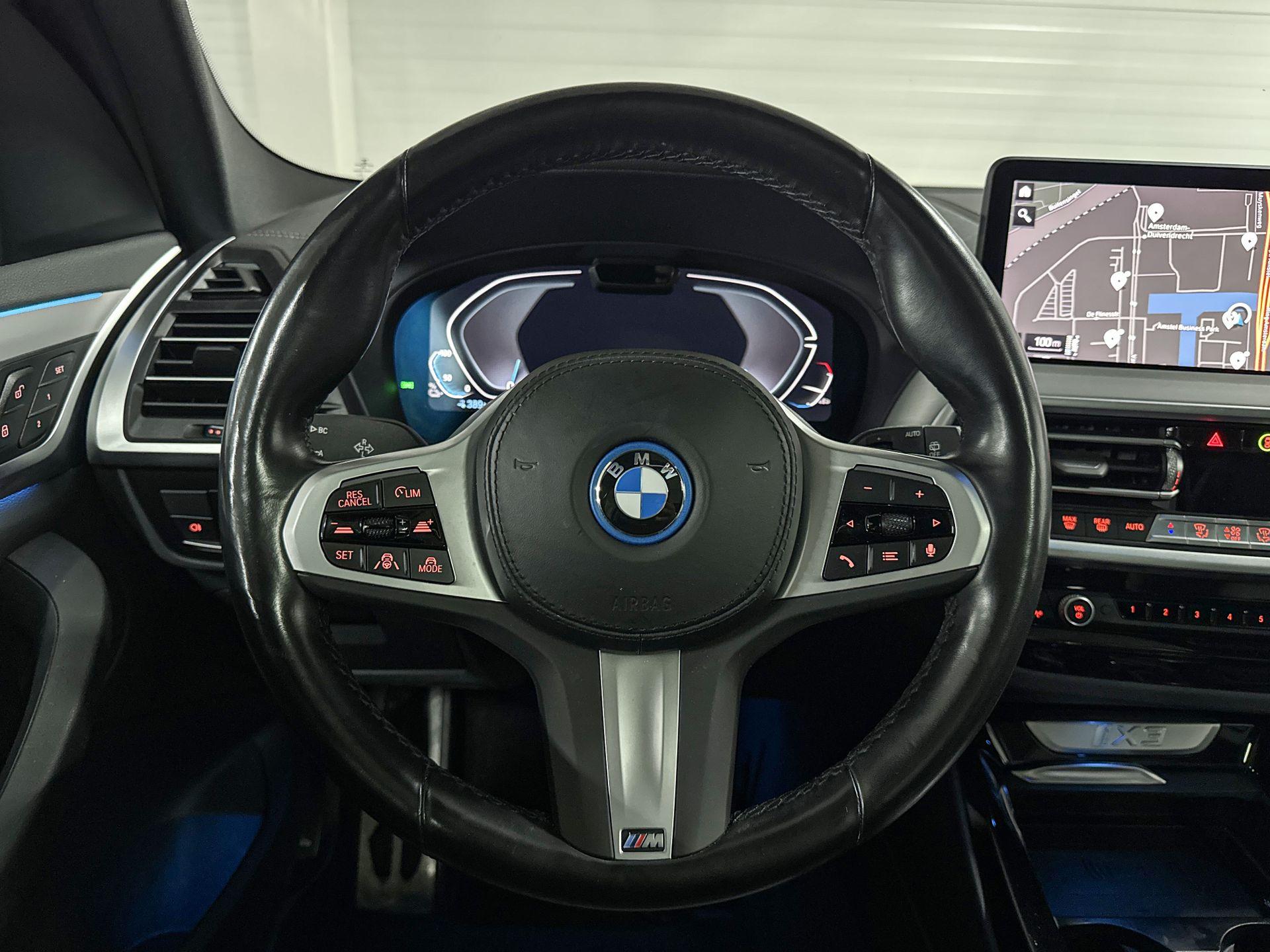 Foto van BMW Ix3