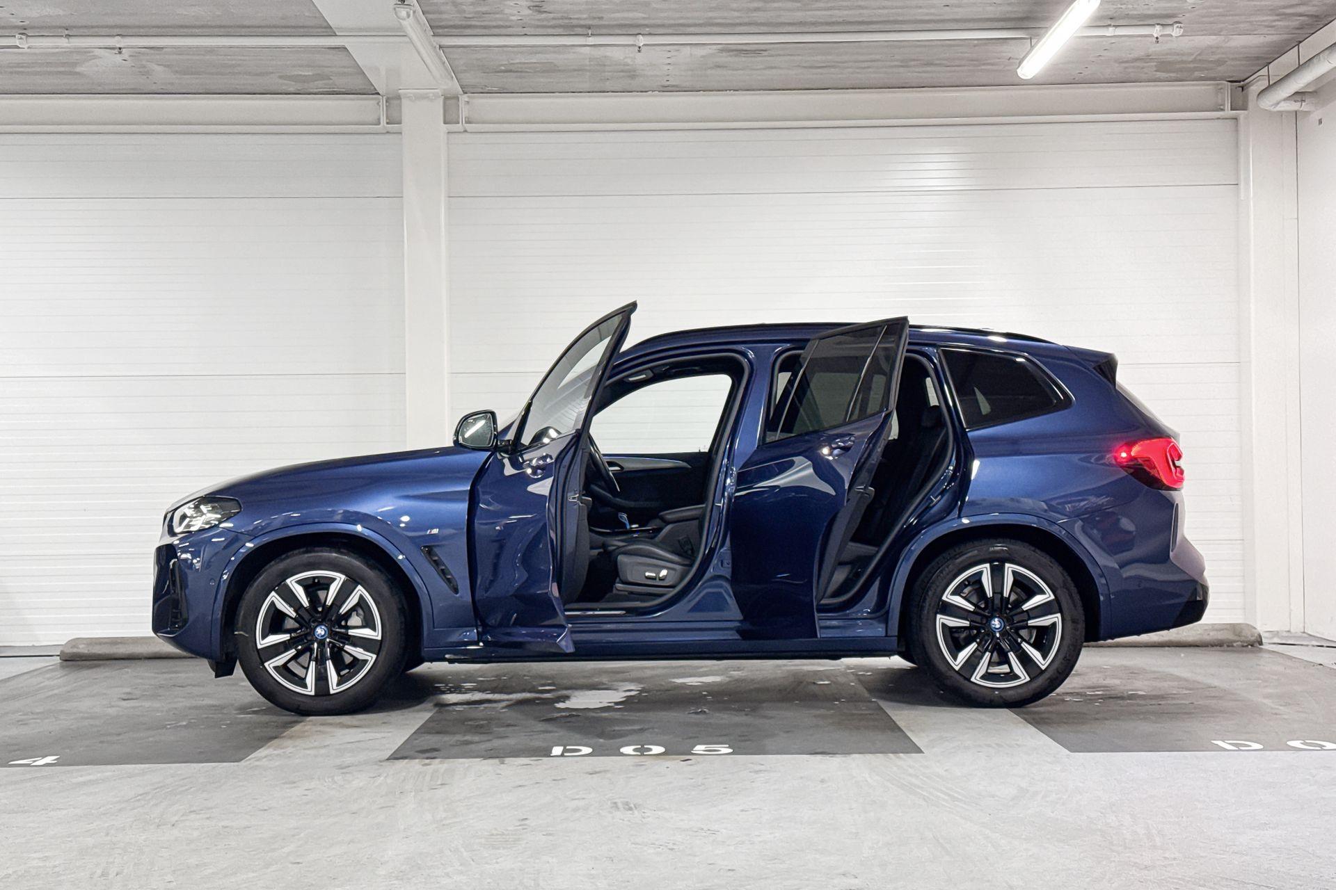 Foto van BMW Ix3