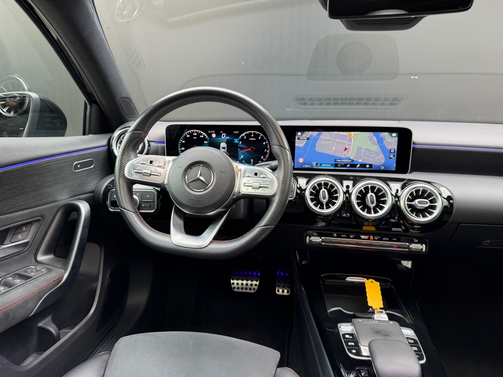 Foto van Mercedes-Benz A 200