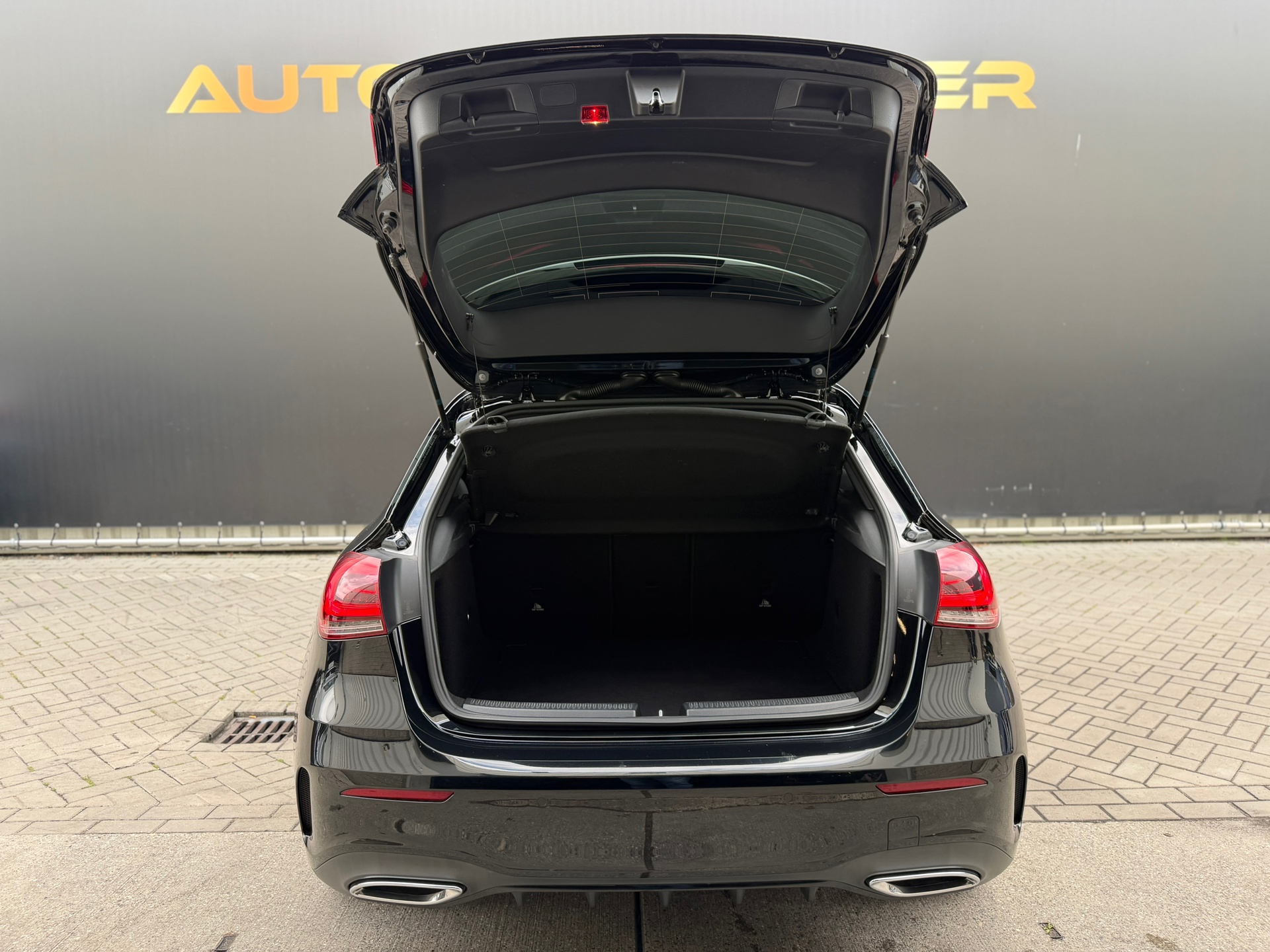 Foto van Mercedes-Benz A 200