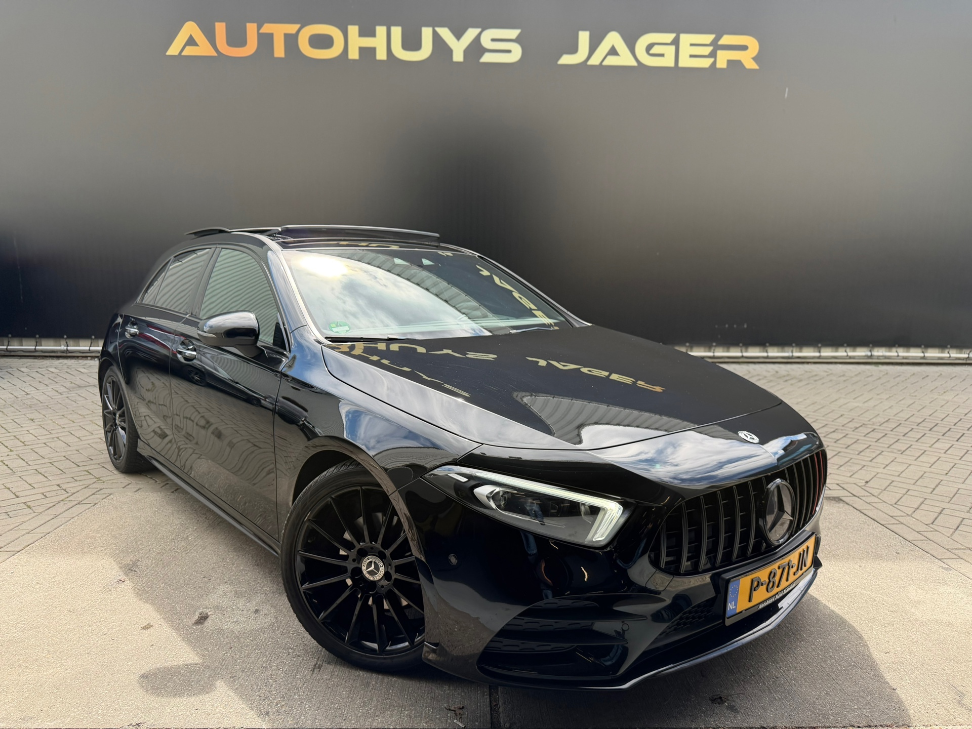Foto van Mercedes-Benz A 200