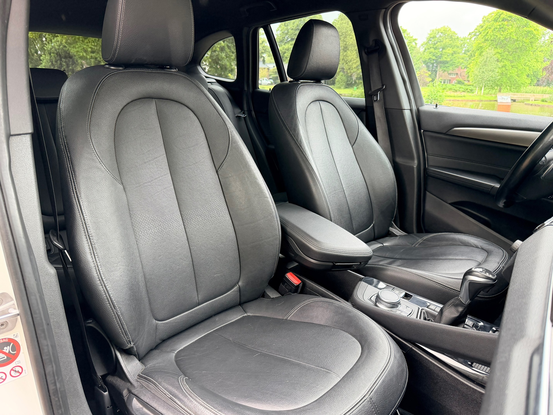 Foto van BMW X1 Xdrive18d