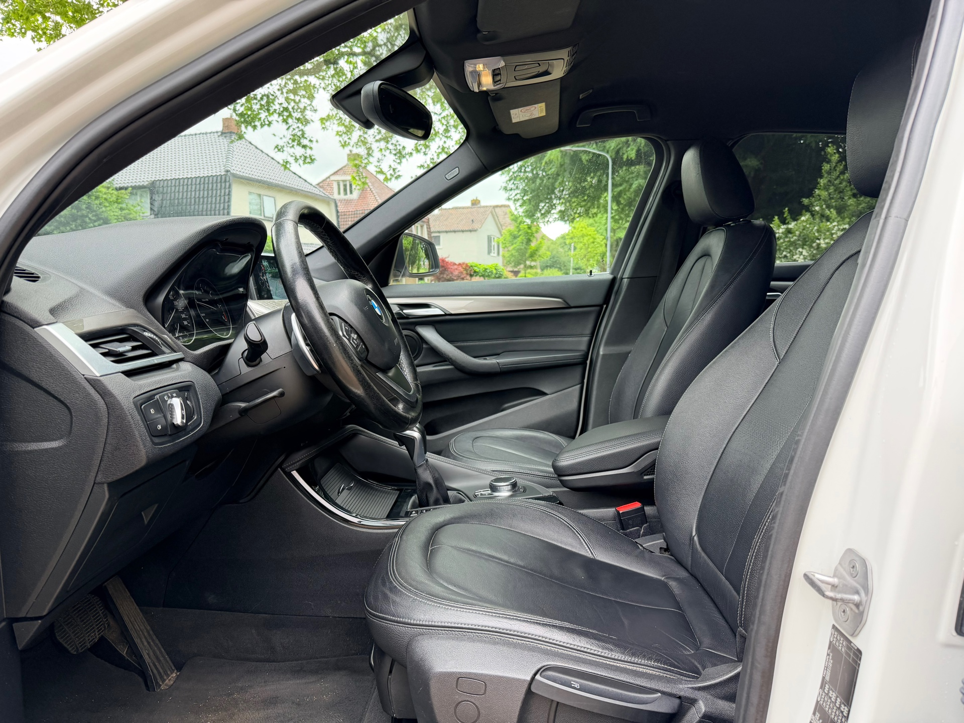 Foto van BMW X1 Xdrive18d