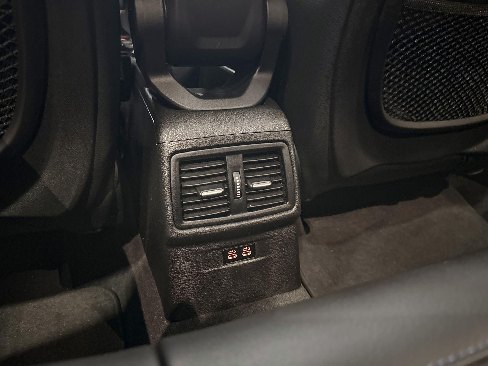 Foto van BMW X1 Sdrive18i